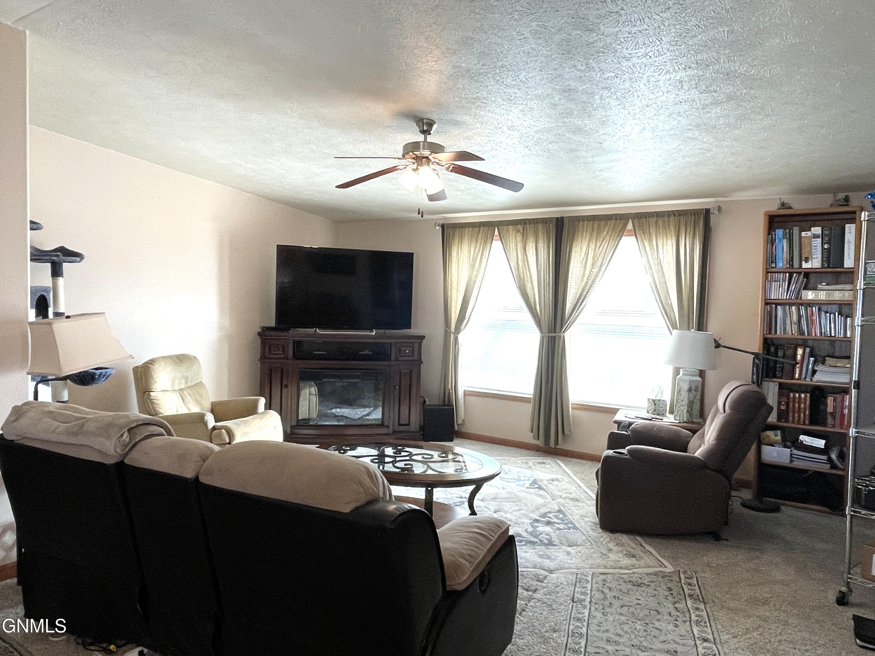 property viewer photo 19