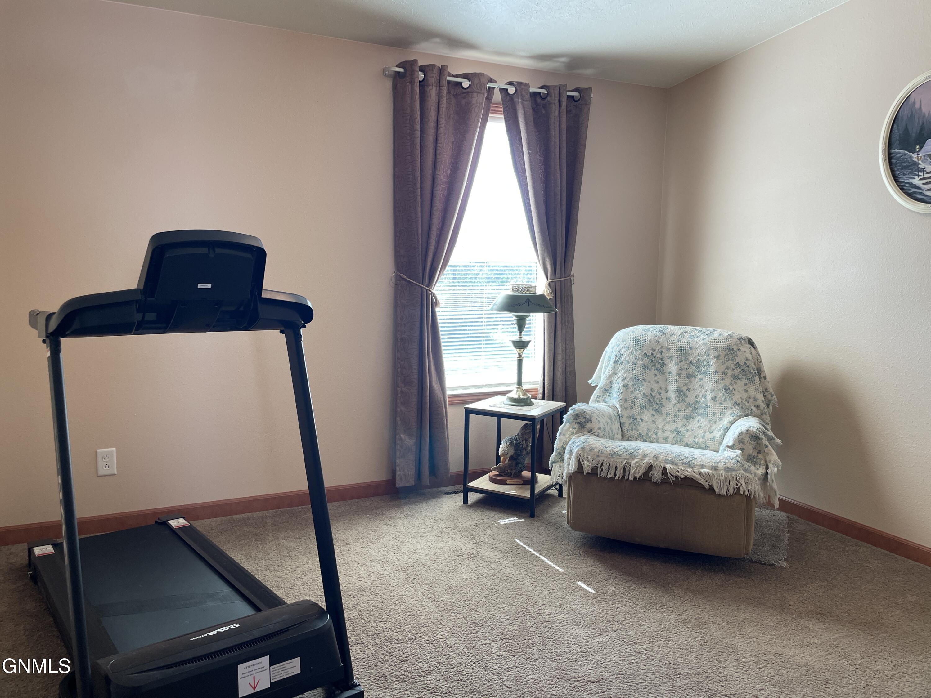 property viewer photo 29