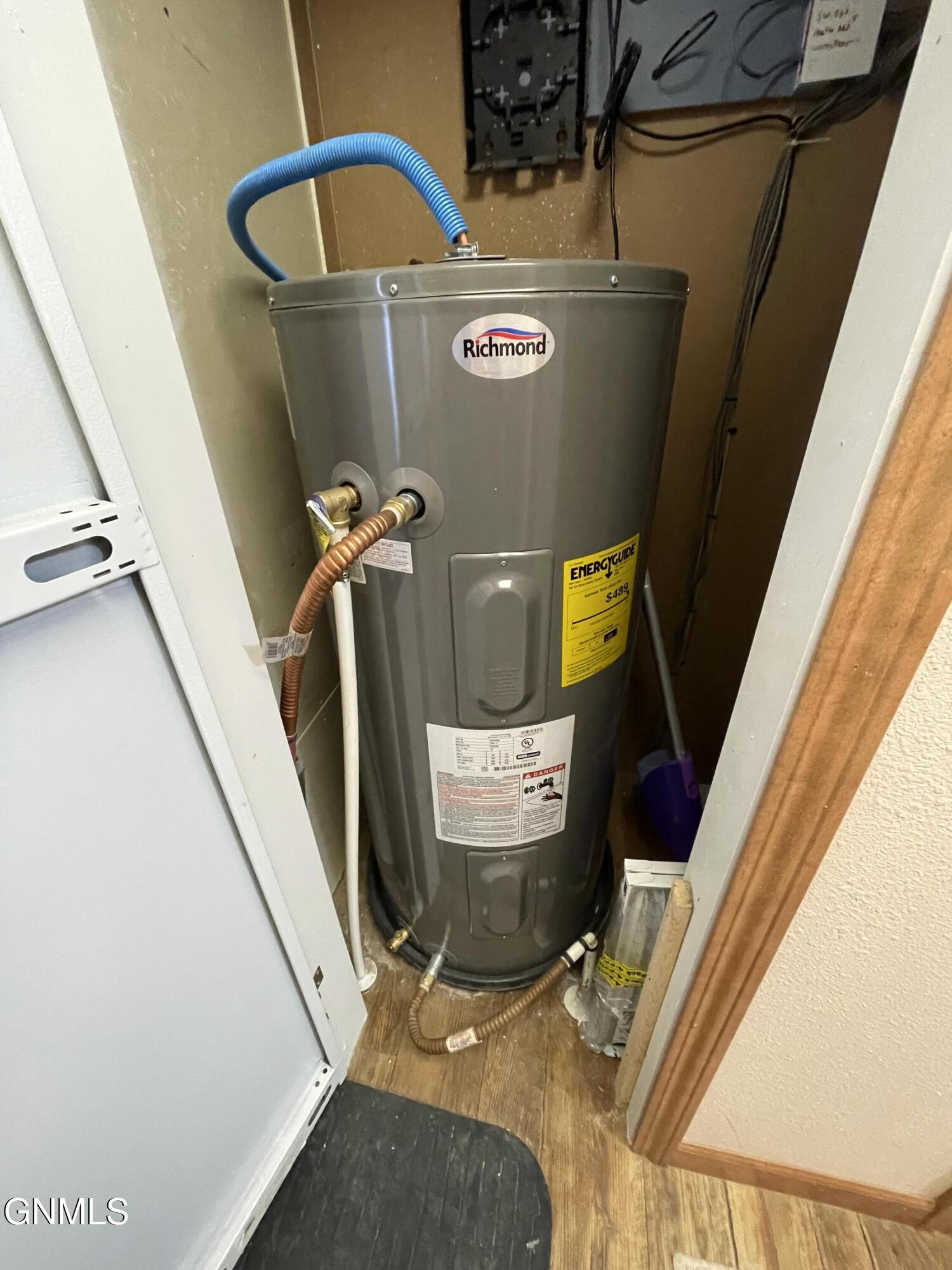 property viewer photo 38