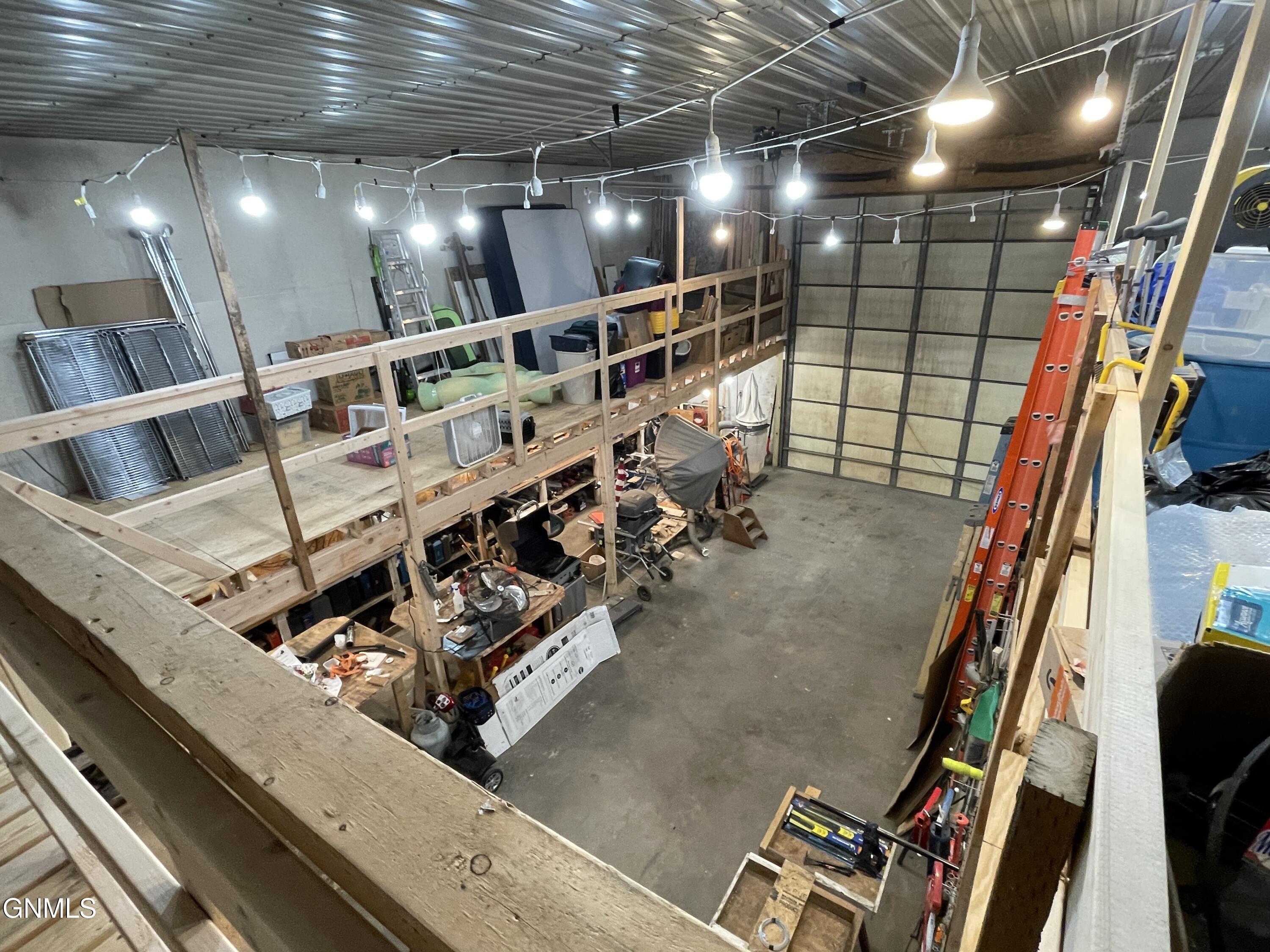 property viewer photo 45