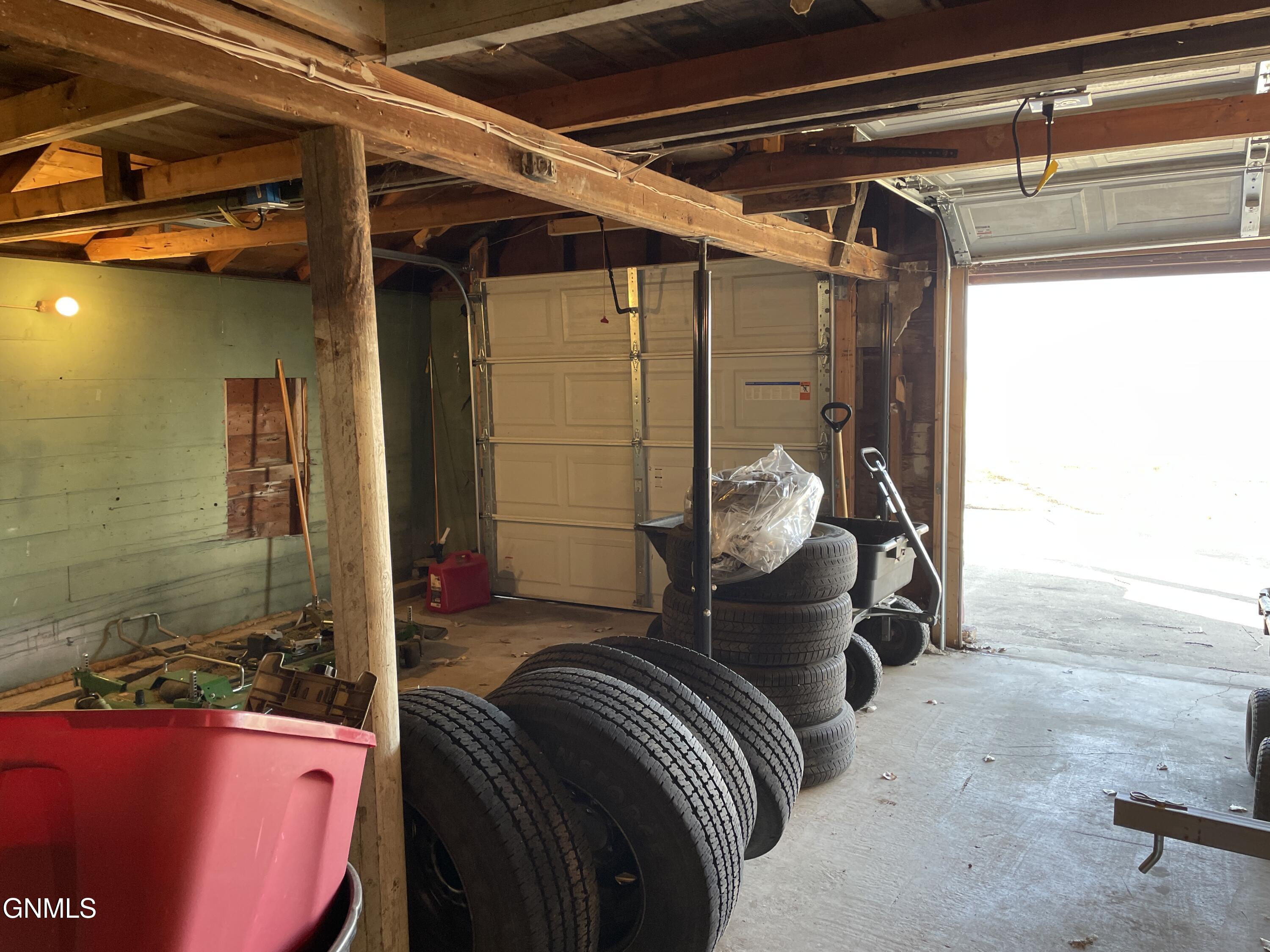 property viewer photo 50