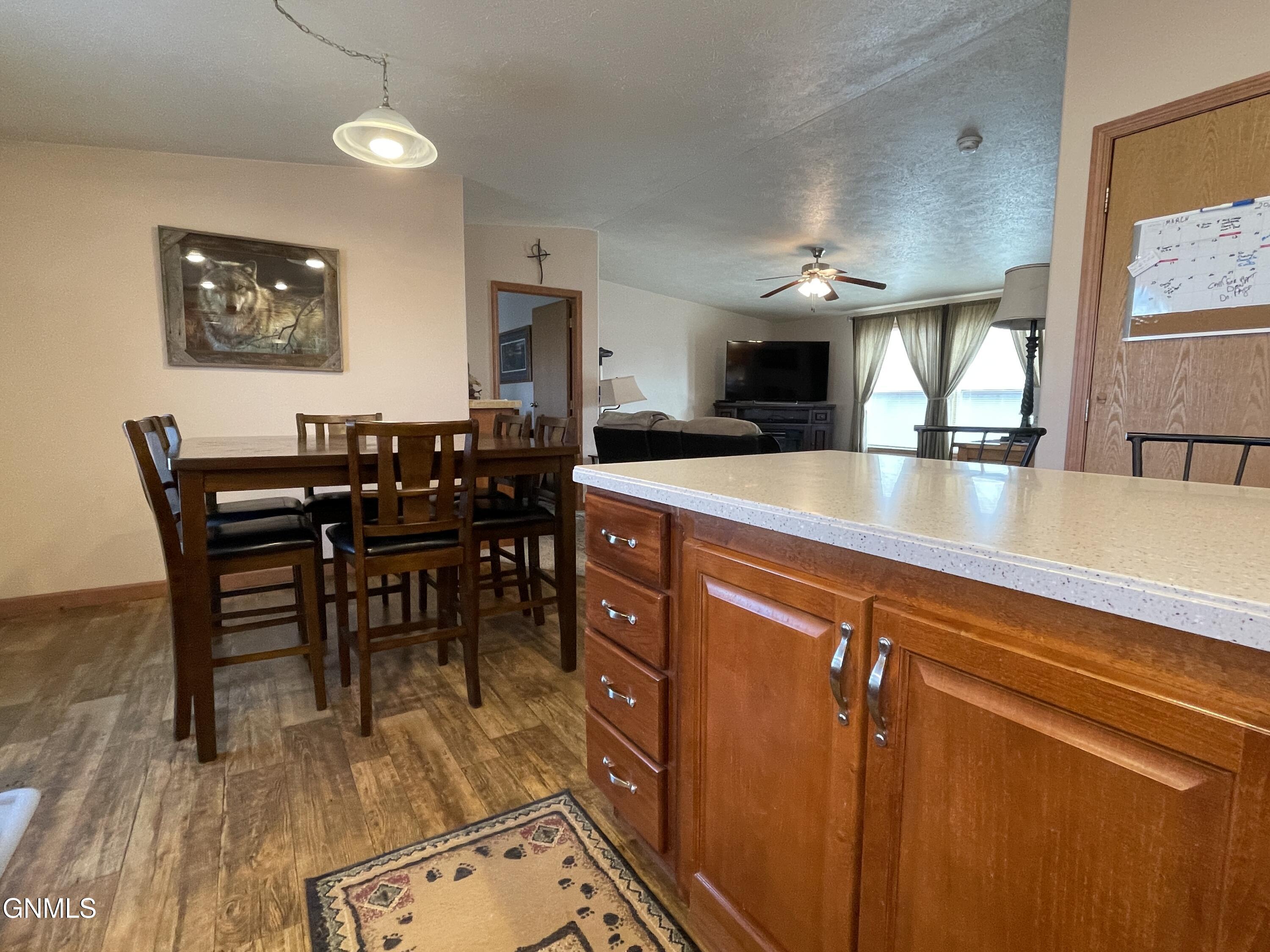 property viewer photo 6