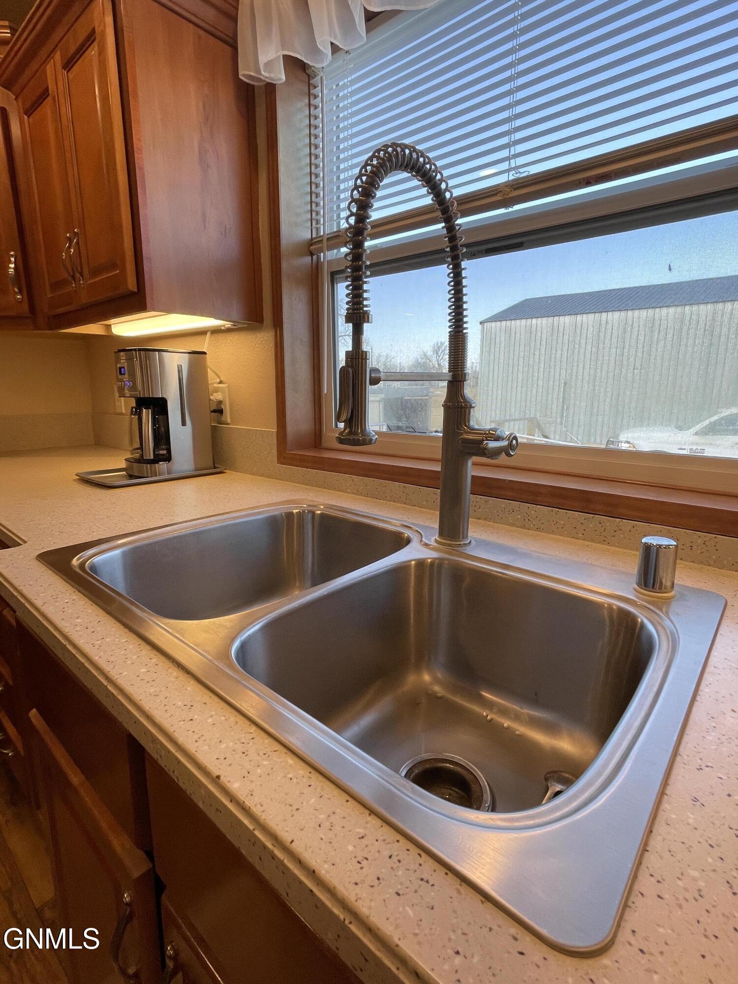 property viewer photo 9