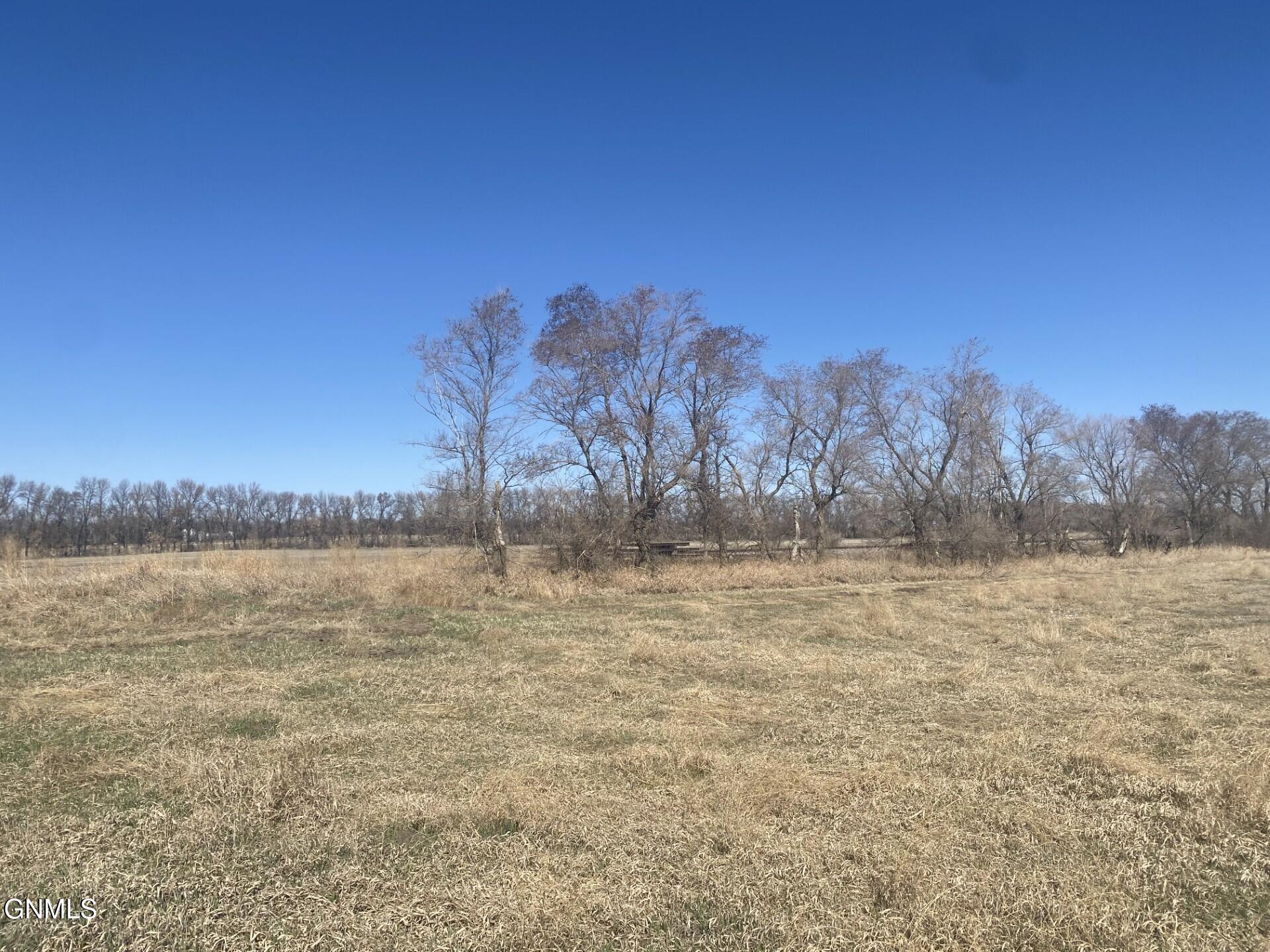 main property photo 11