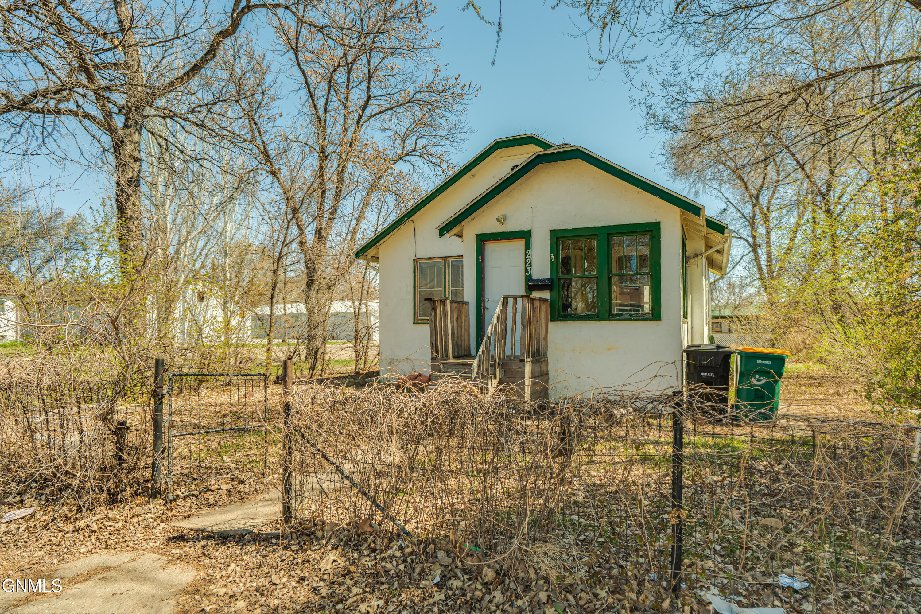 main property photo 2