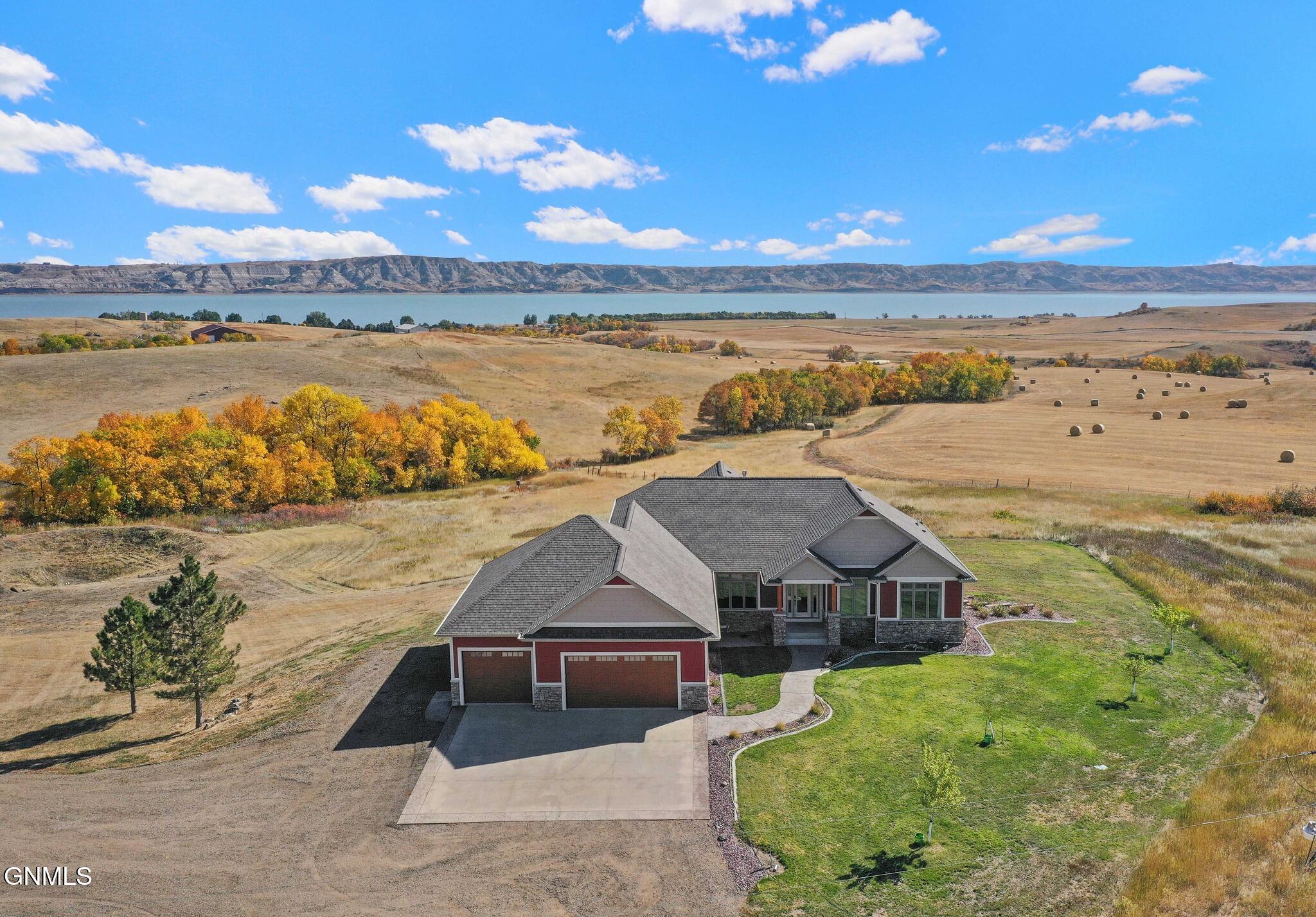main property photo 0