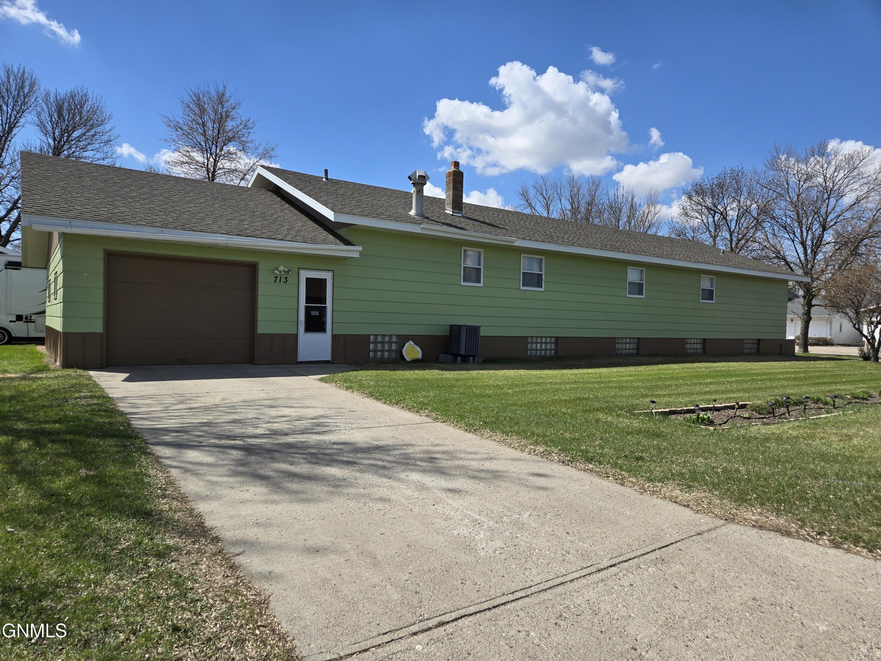 main property photo 0