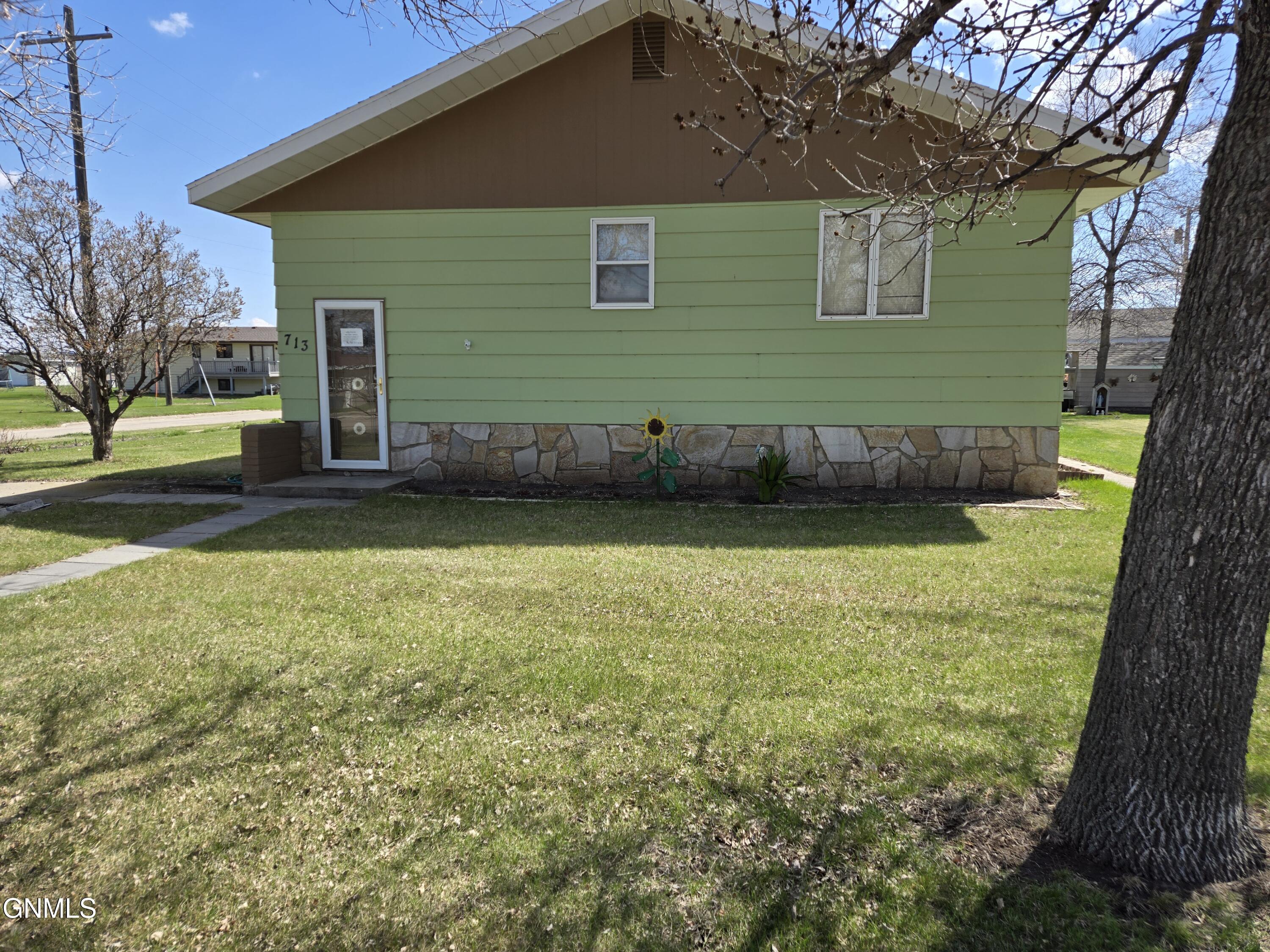 property viewer photo 1