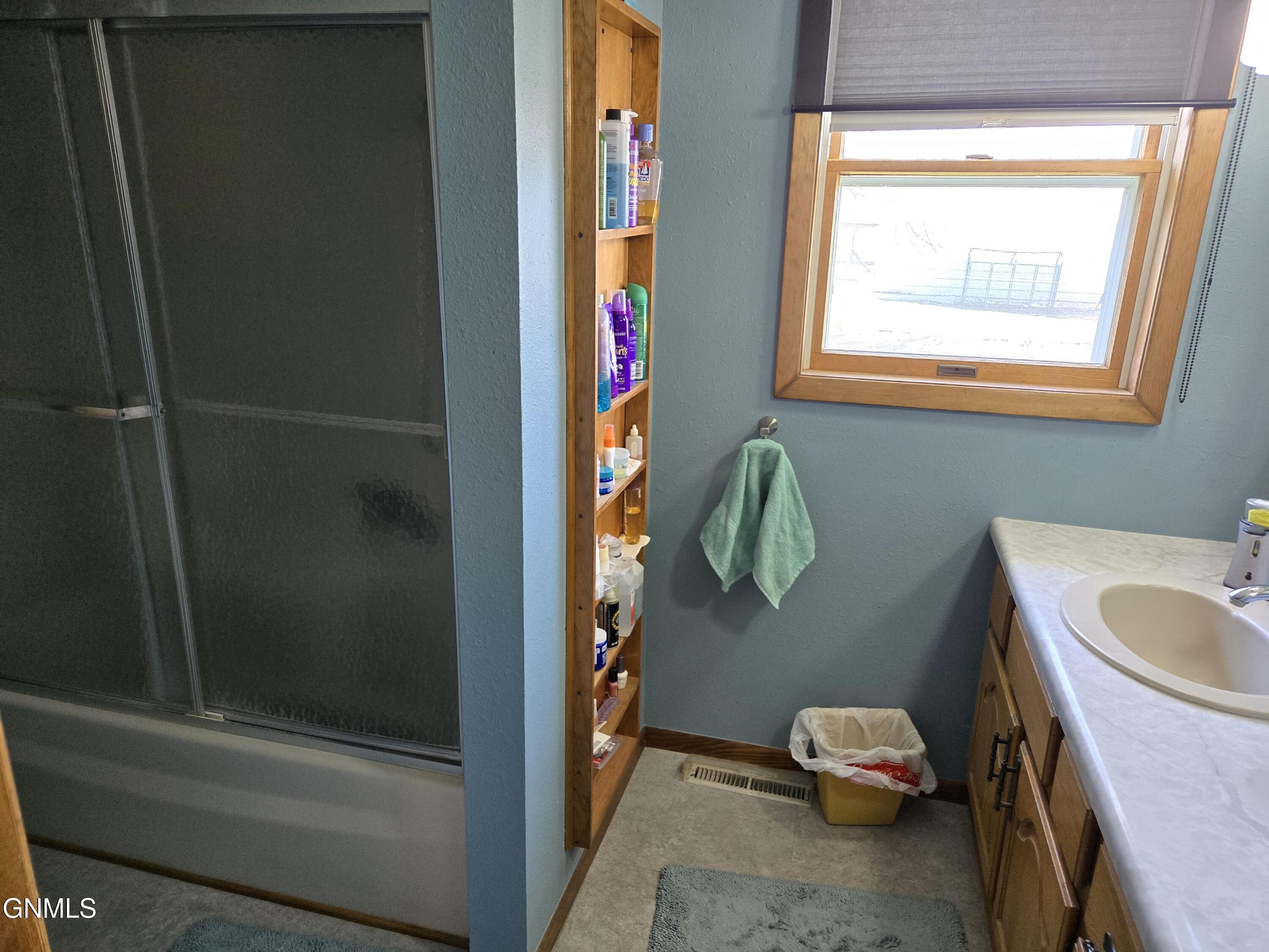 property viewer photo 13