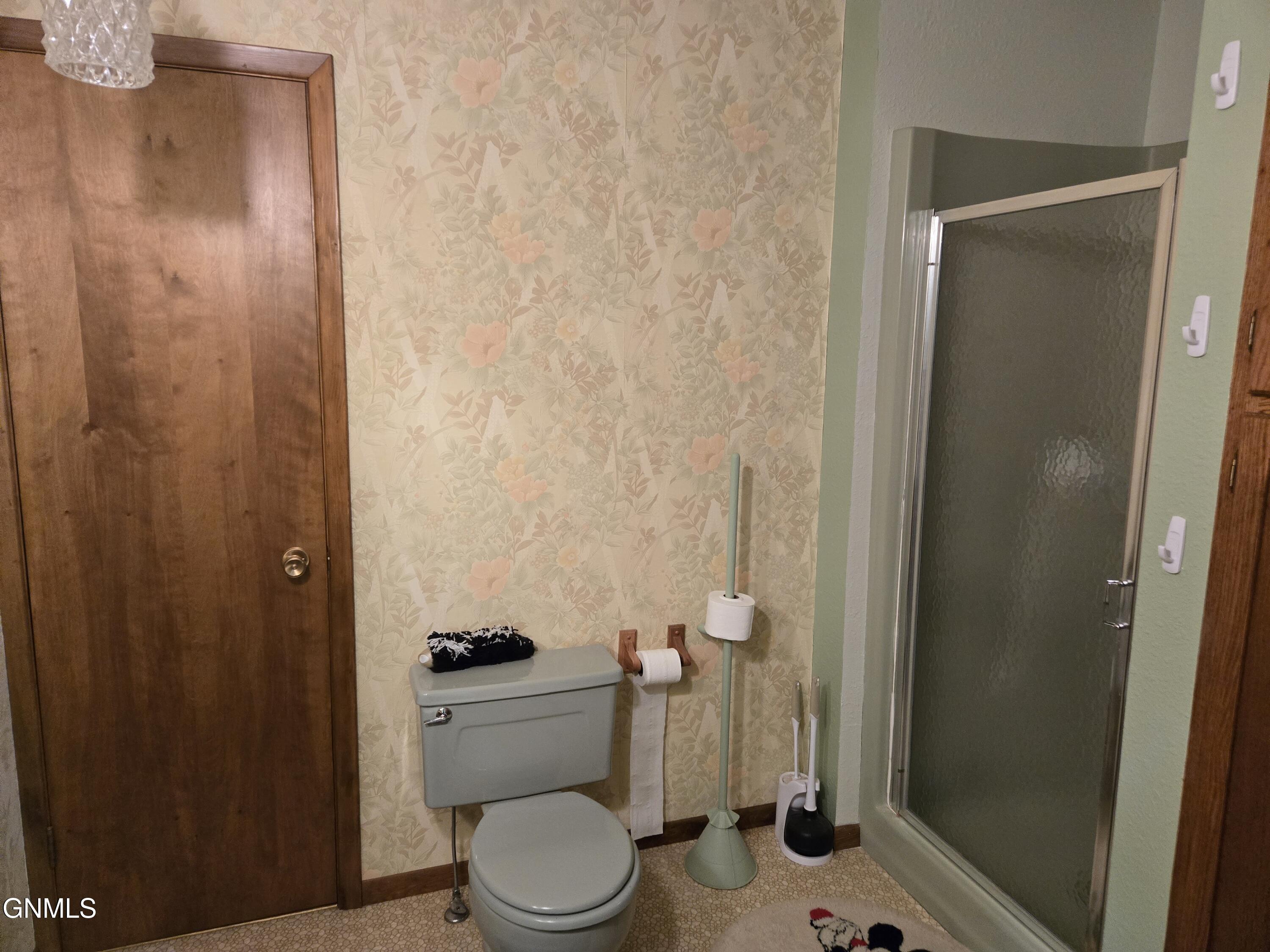 property viewer photo 16