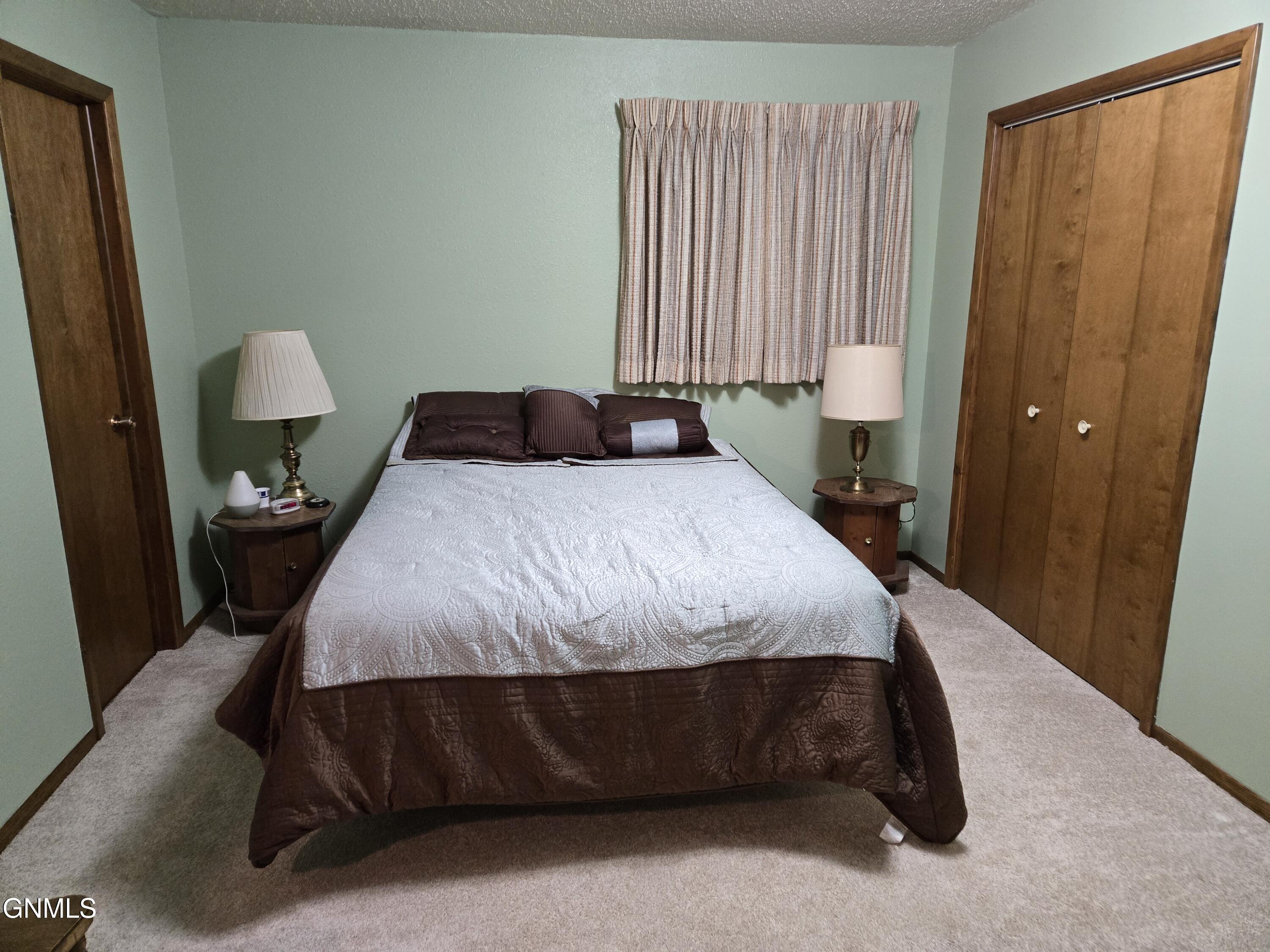 property viewer photo 22