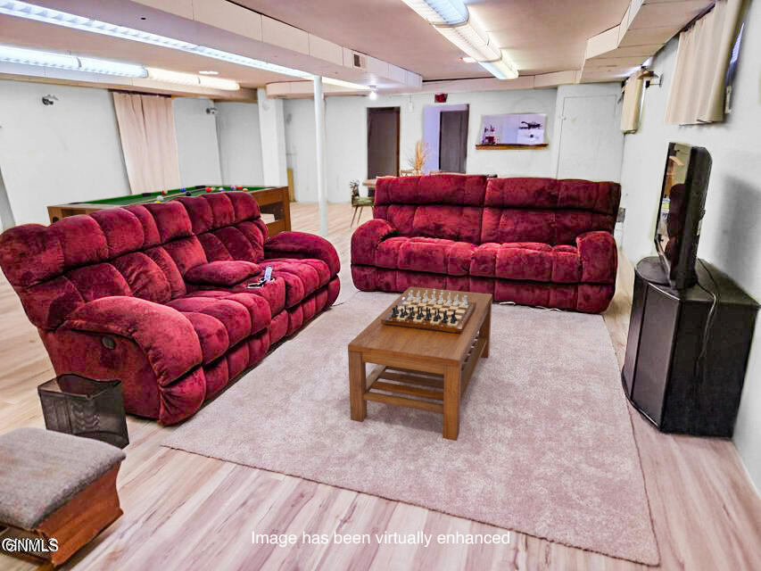 property viewer photo 24