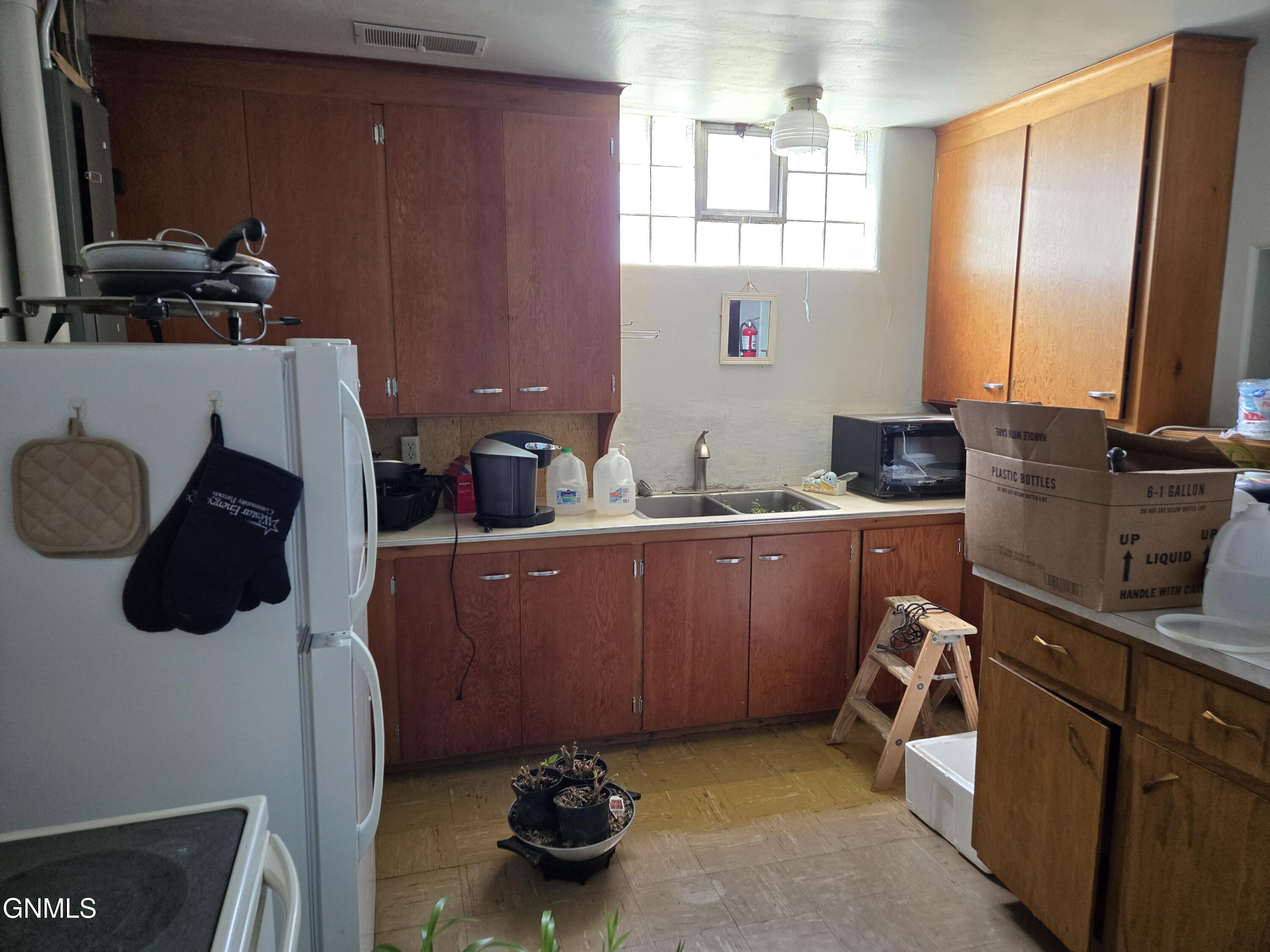 property viewer photo 31
