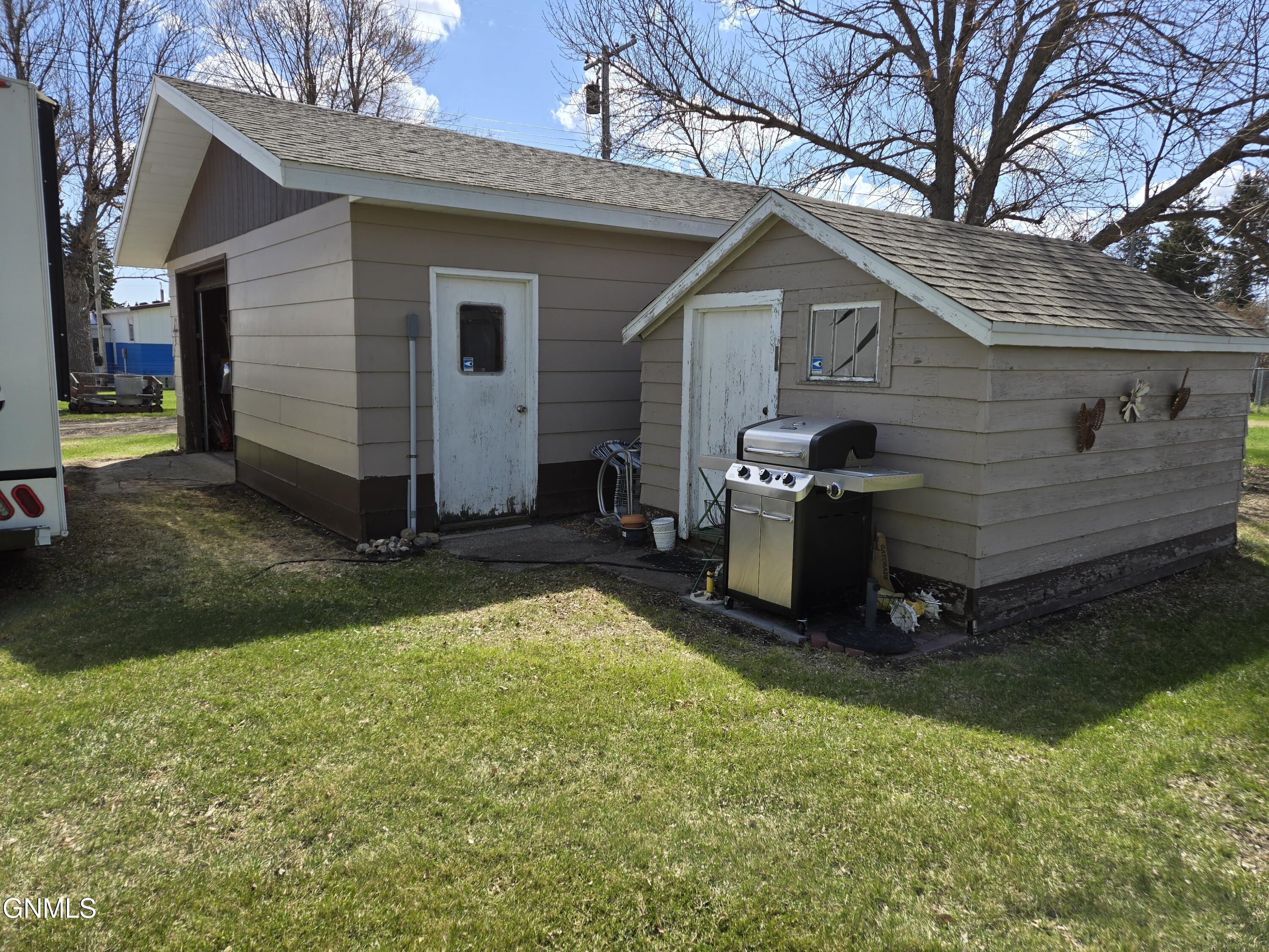 property viewer photo 43