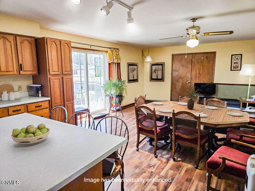 property viewer photo 5