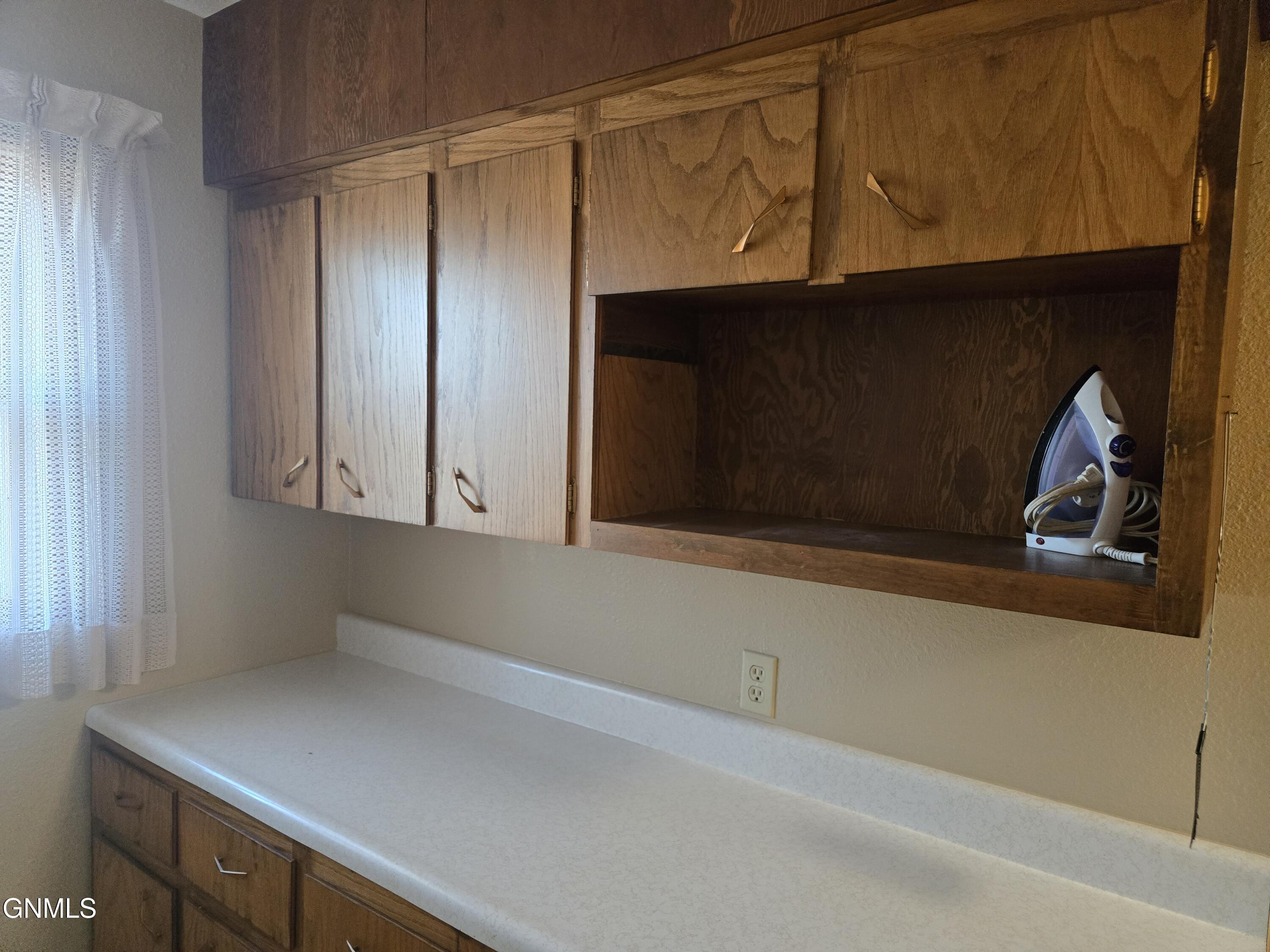 property viewer photo 9