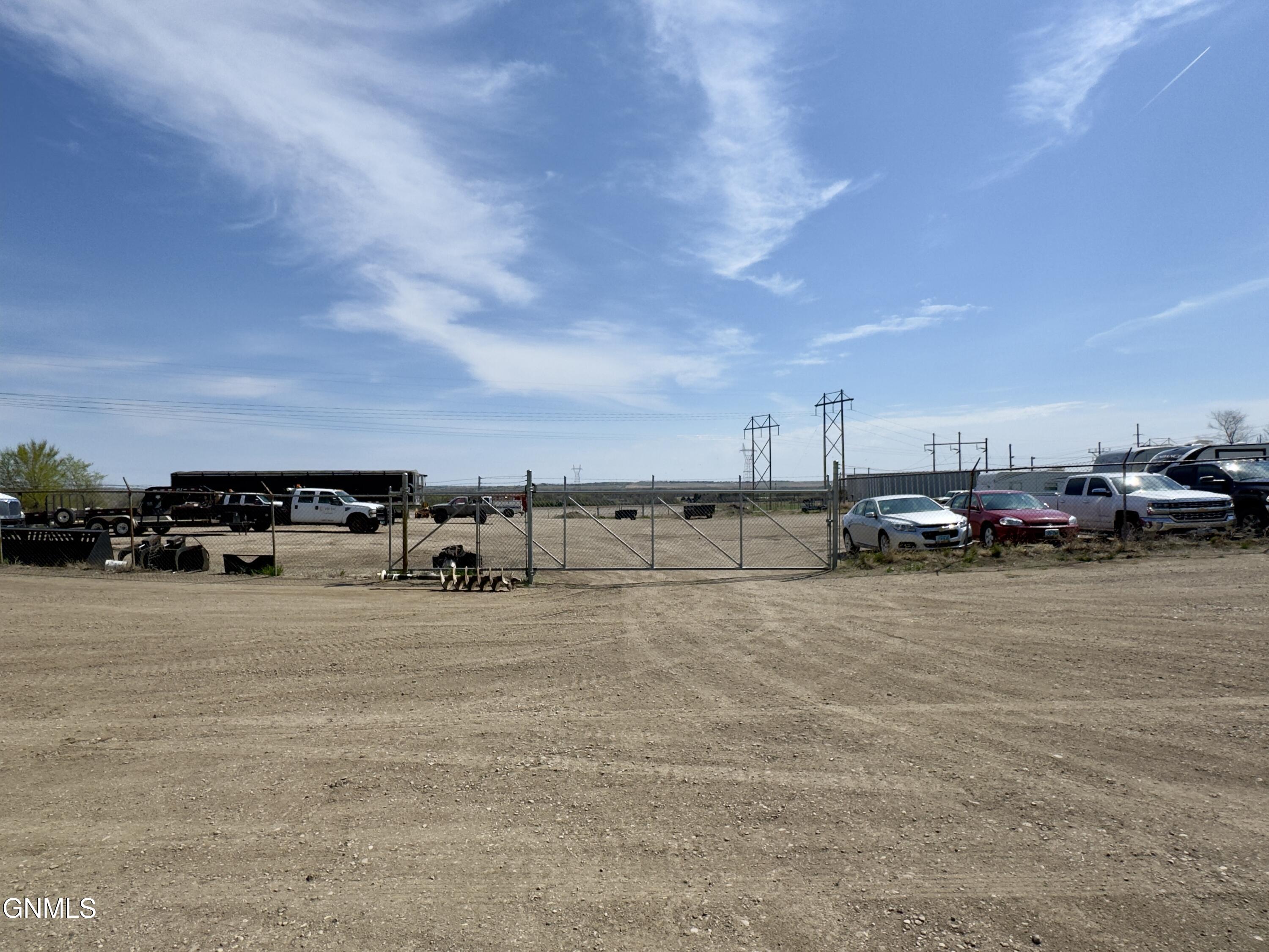 main property photo 6