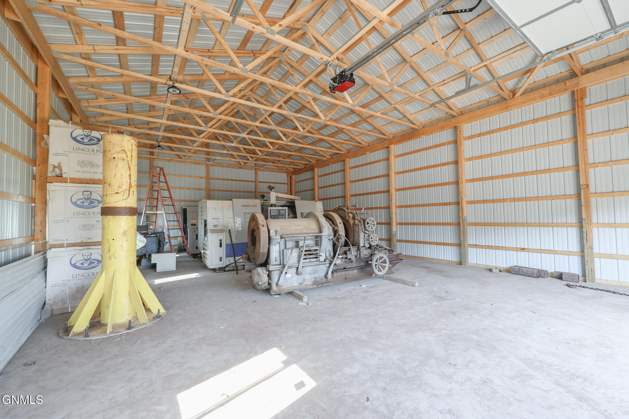 main property photo 42