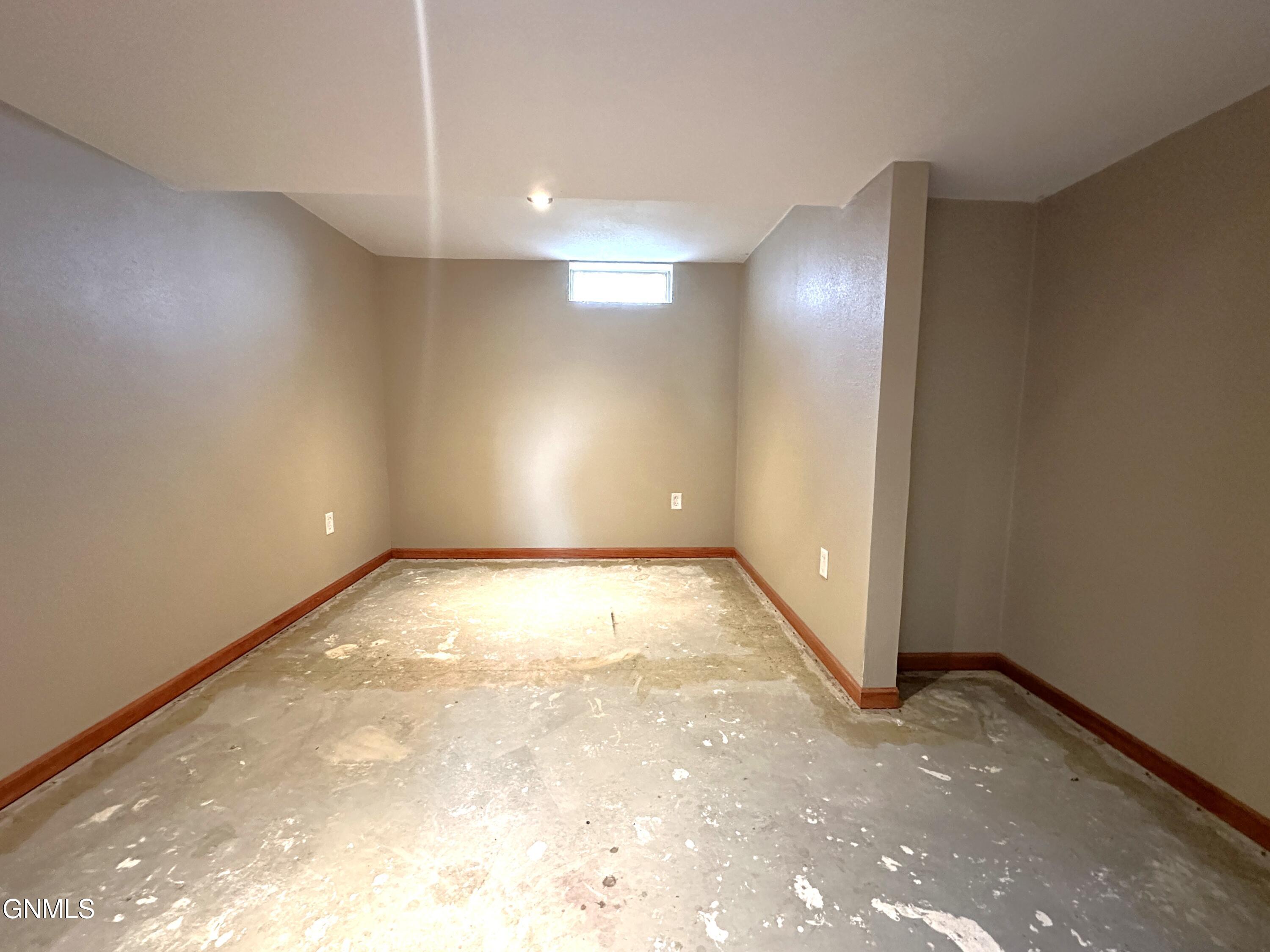 property viewer photo 26