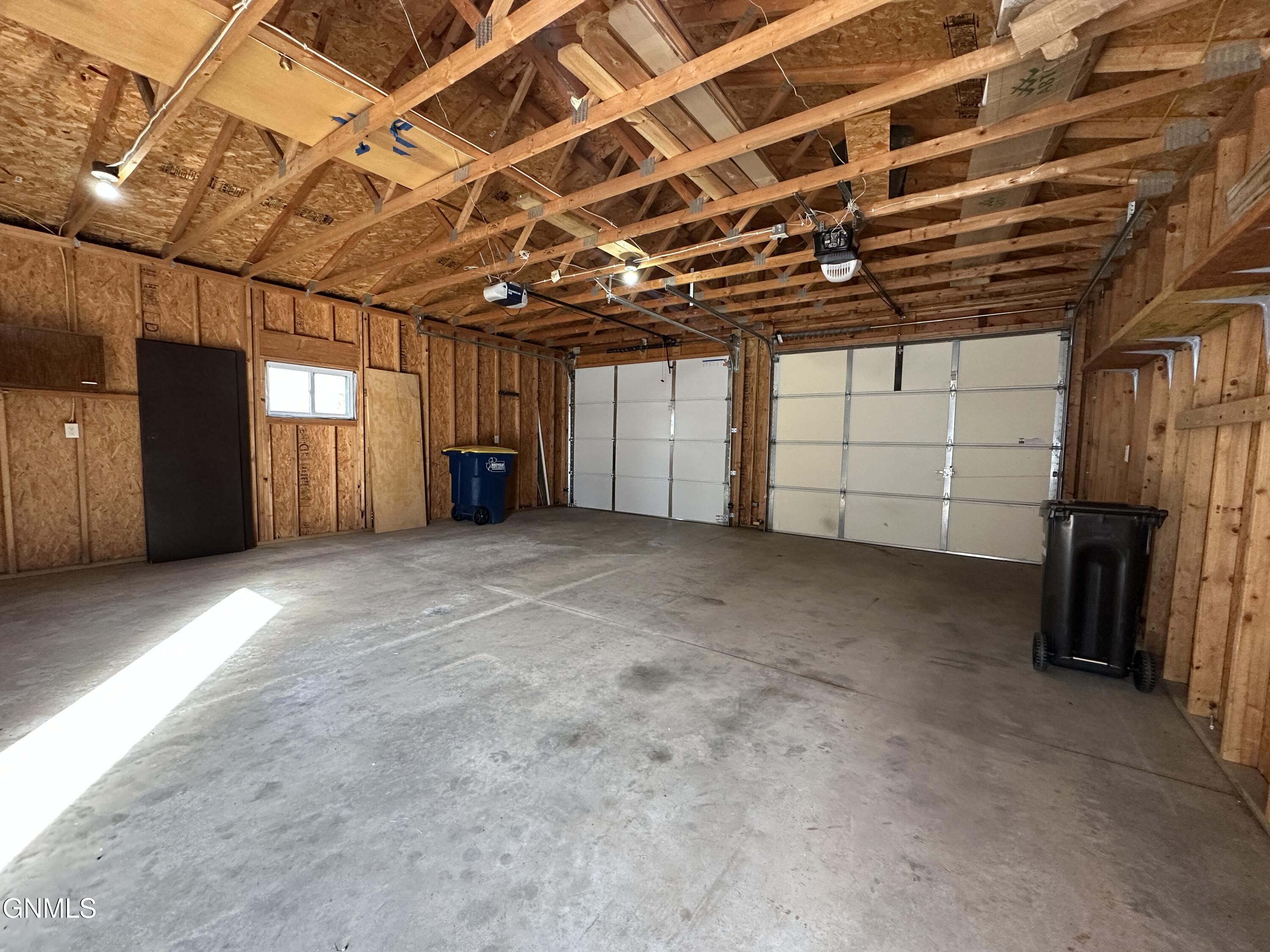 property viewer photo 4