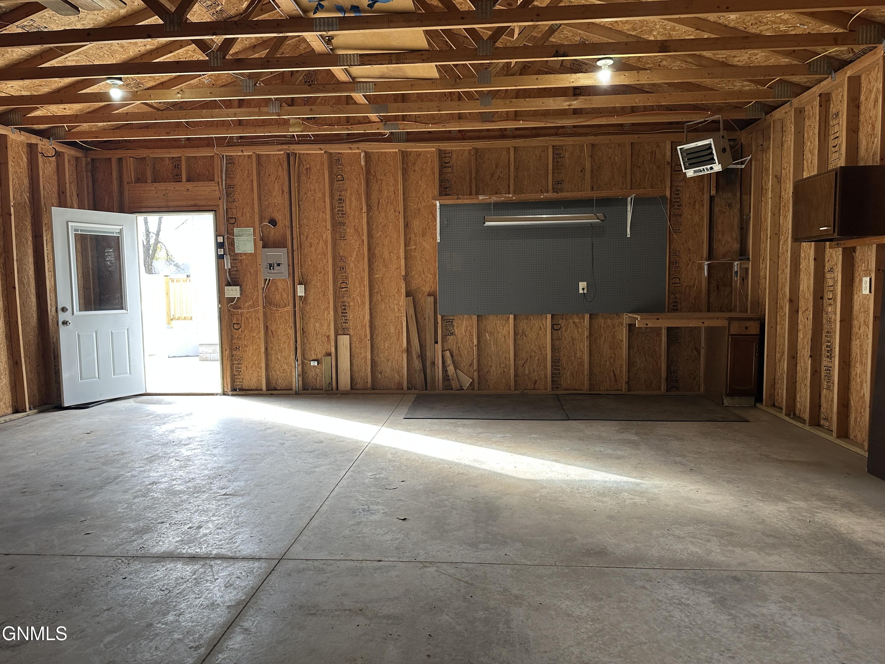 property viewer photo 5