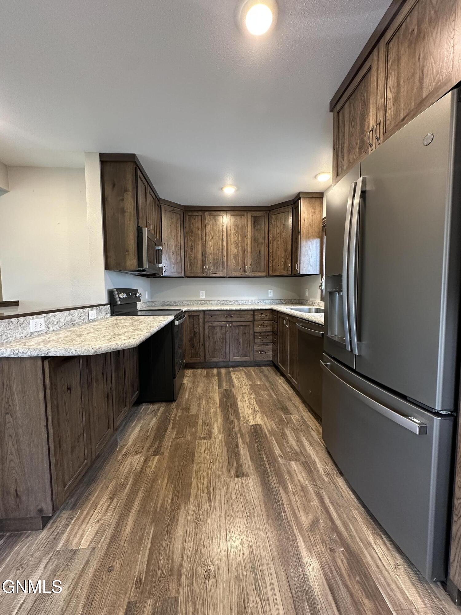 property viewer photo 8