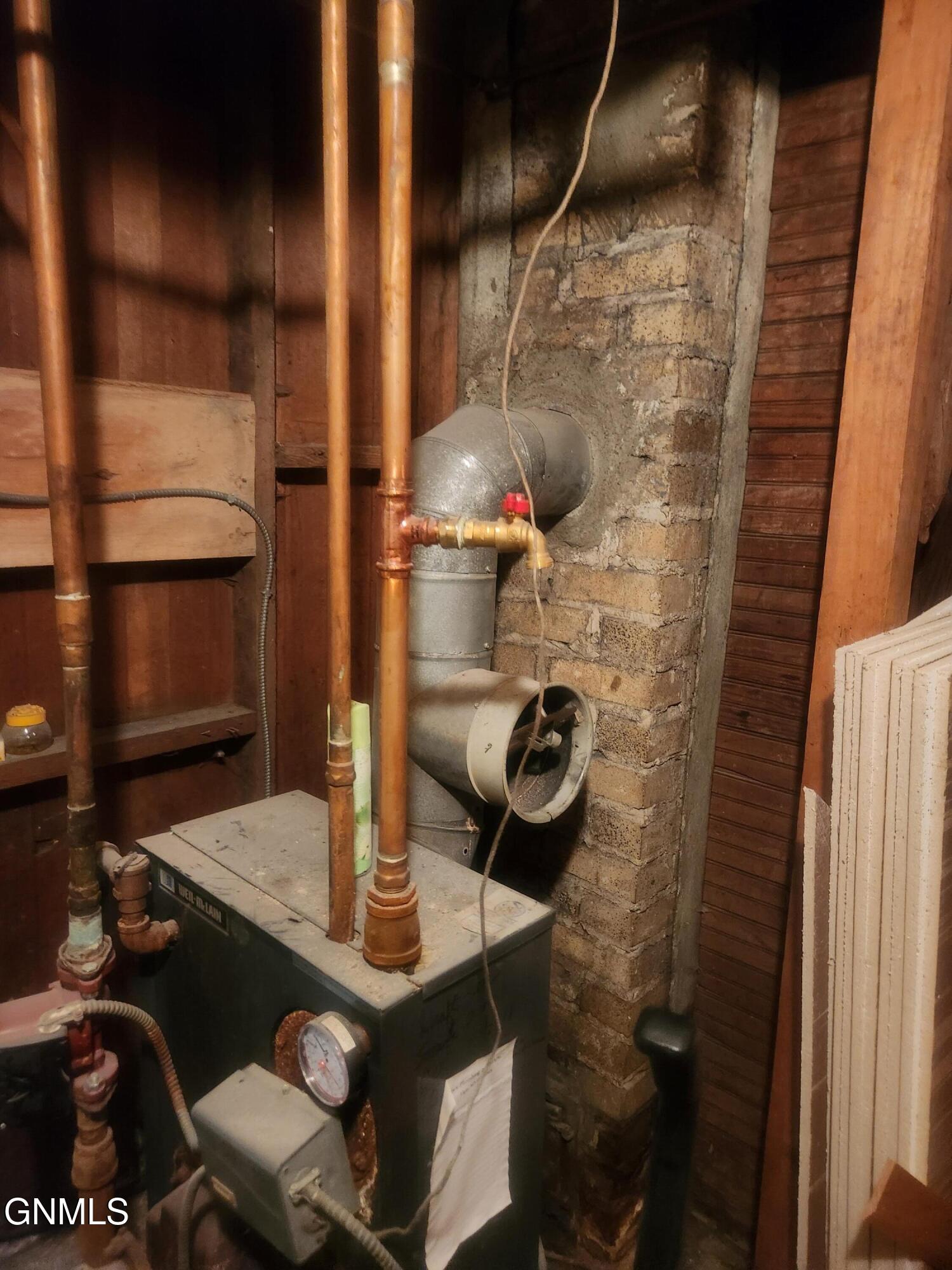 main property photo 33