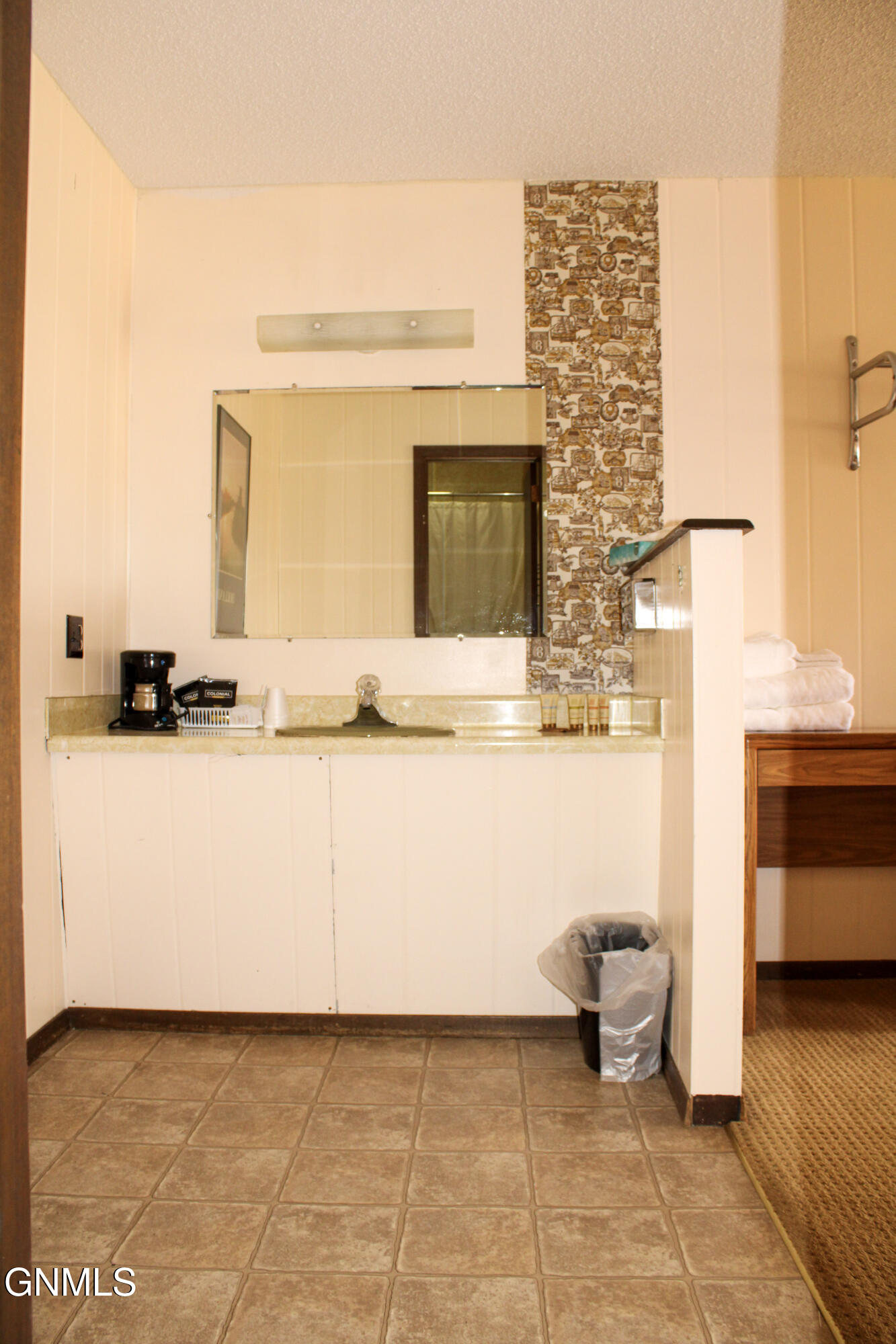 main property photo 63