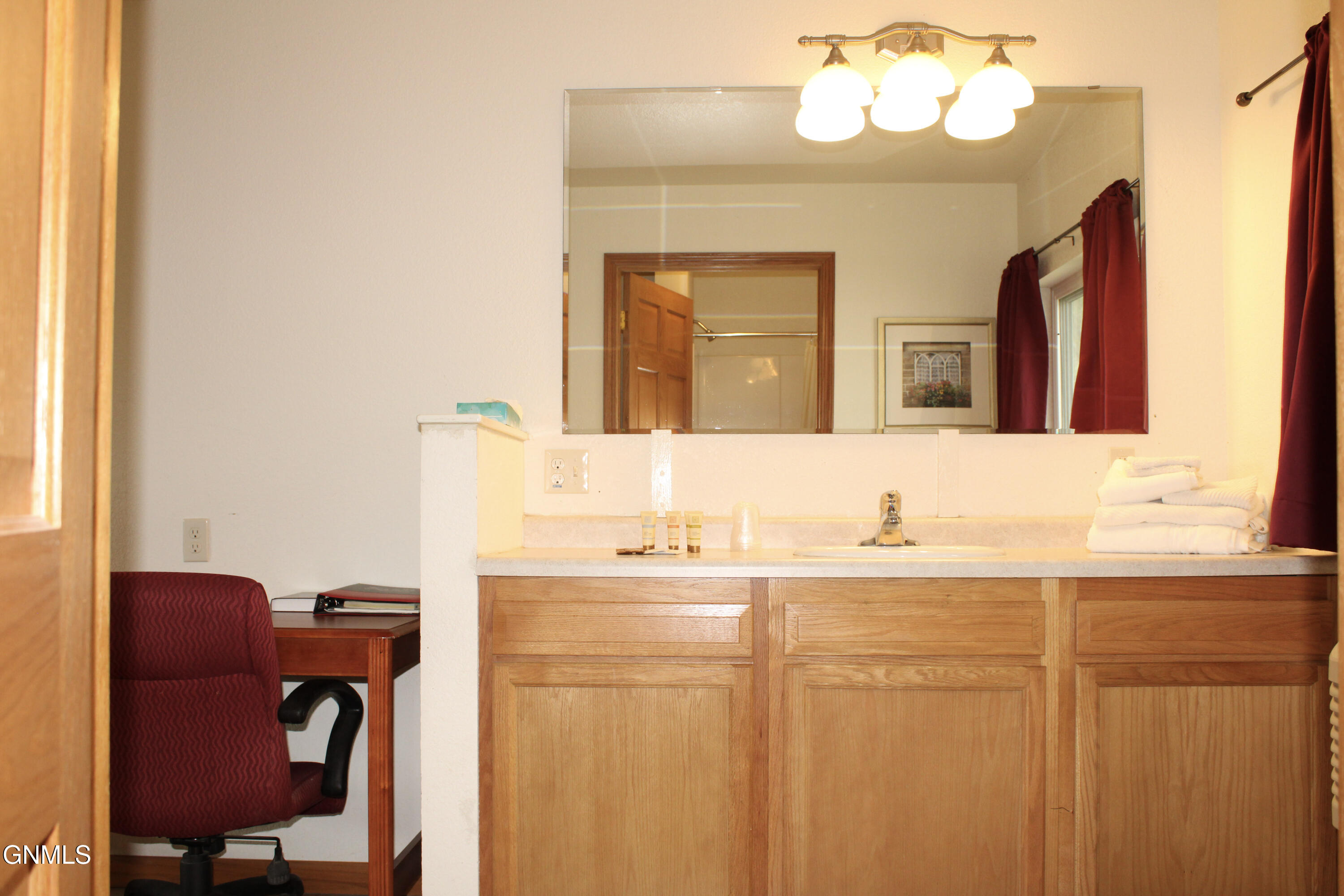 main property photo 73
