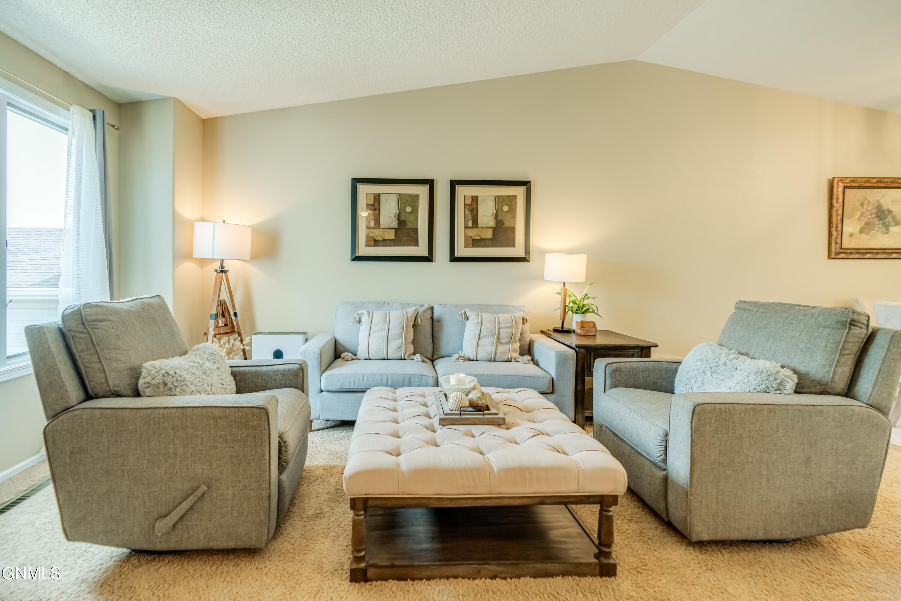 property viewer photo 15