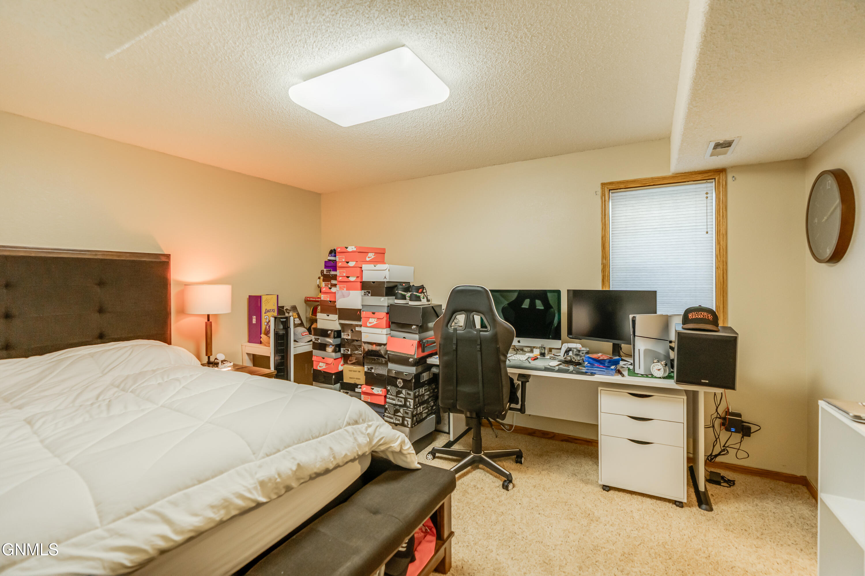 property viewer photo 30