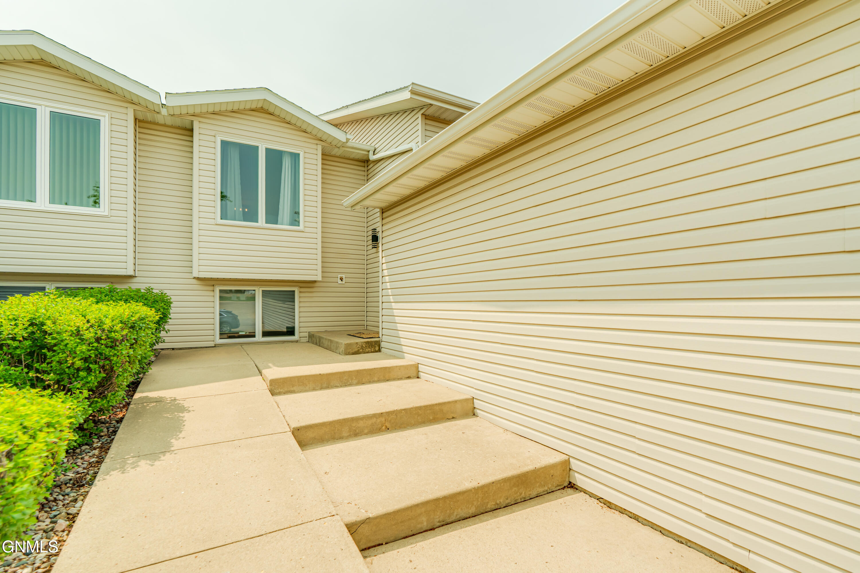 property viewer photo 39