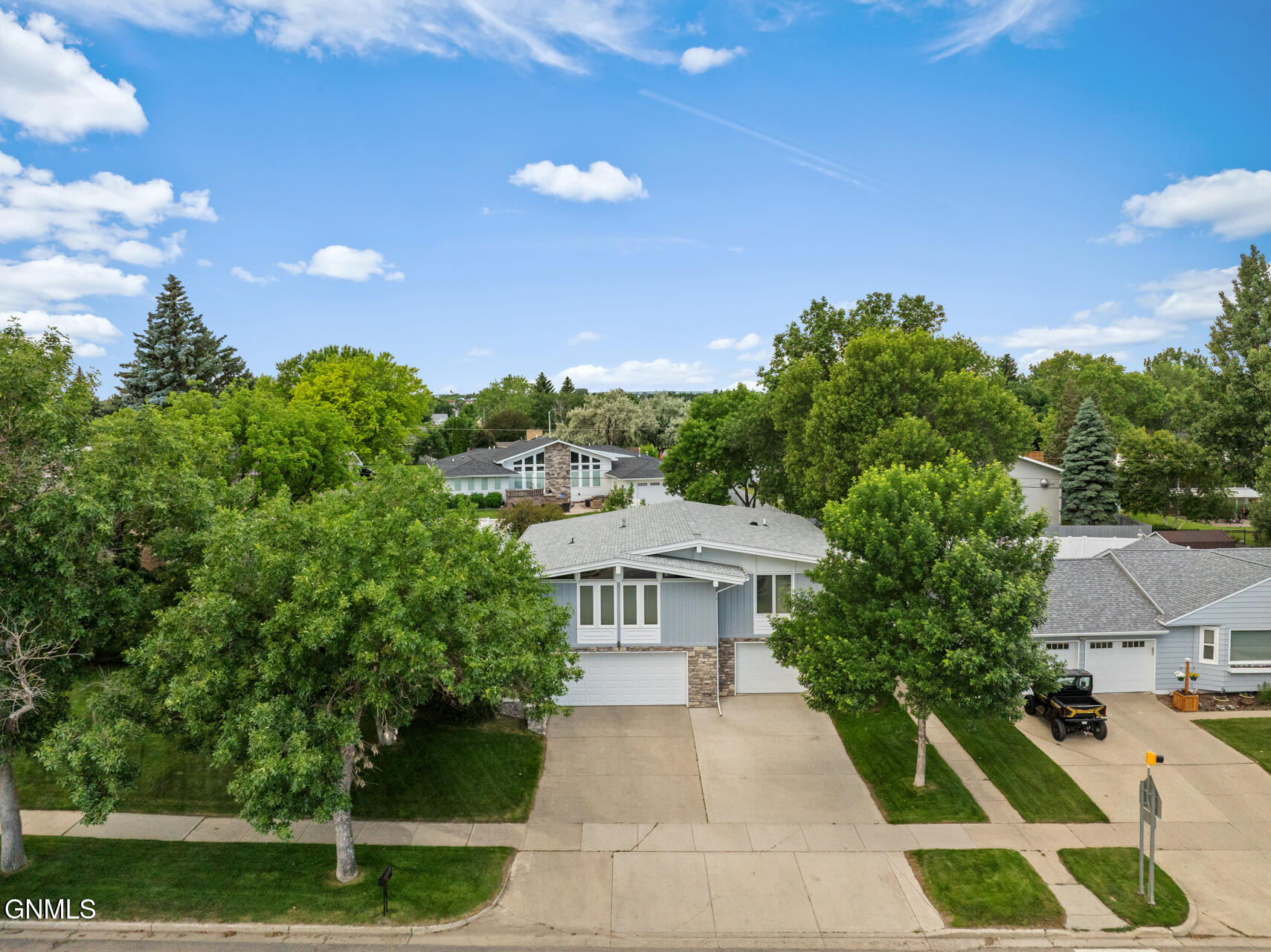 property viewer photo 2