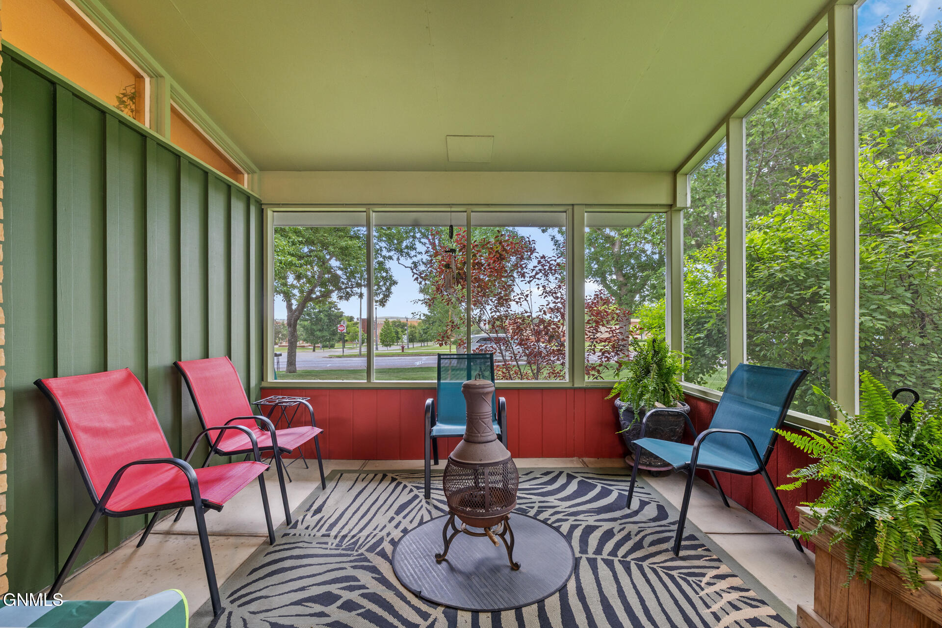 property viewer photo 20
