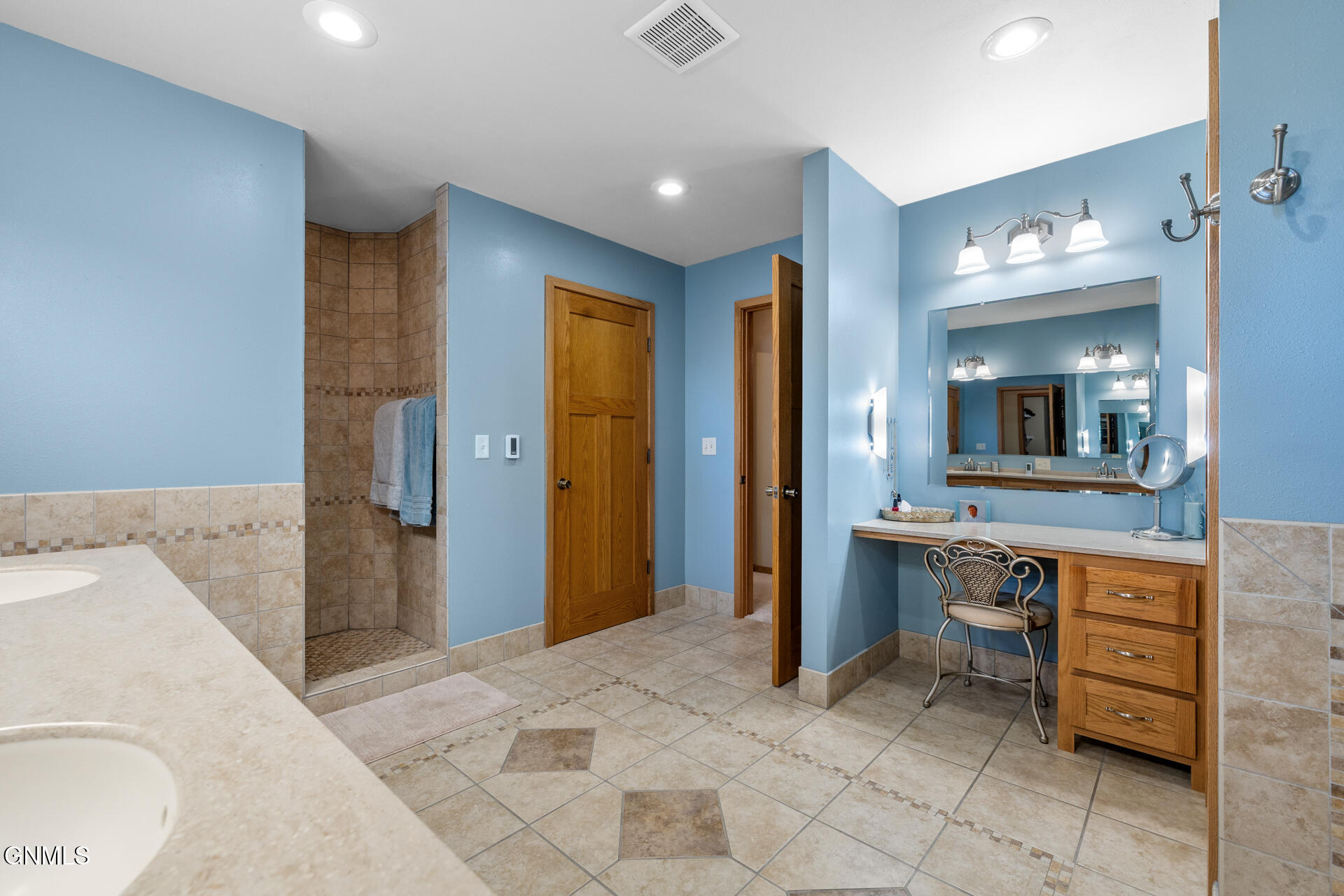 property viewer photo 27