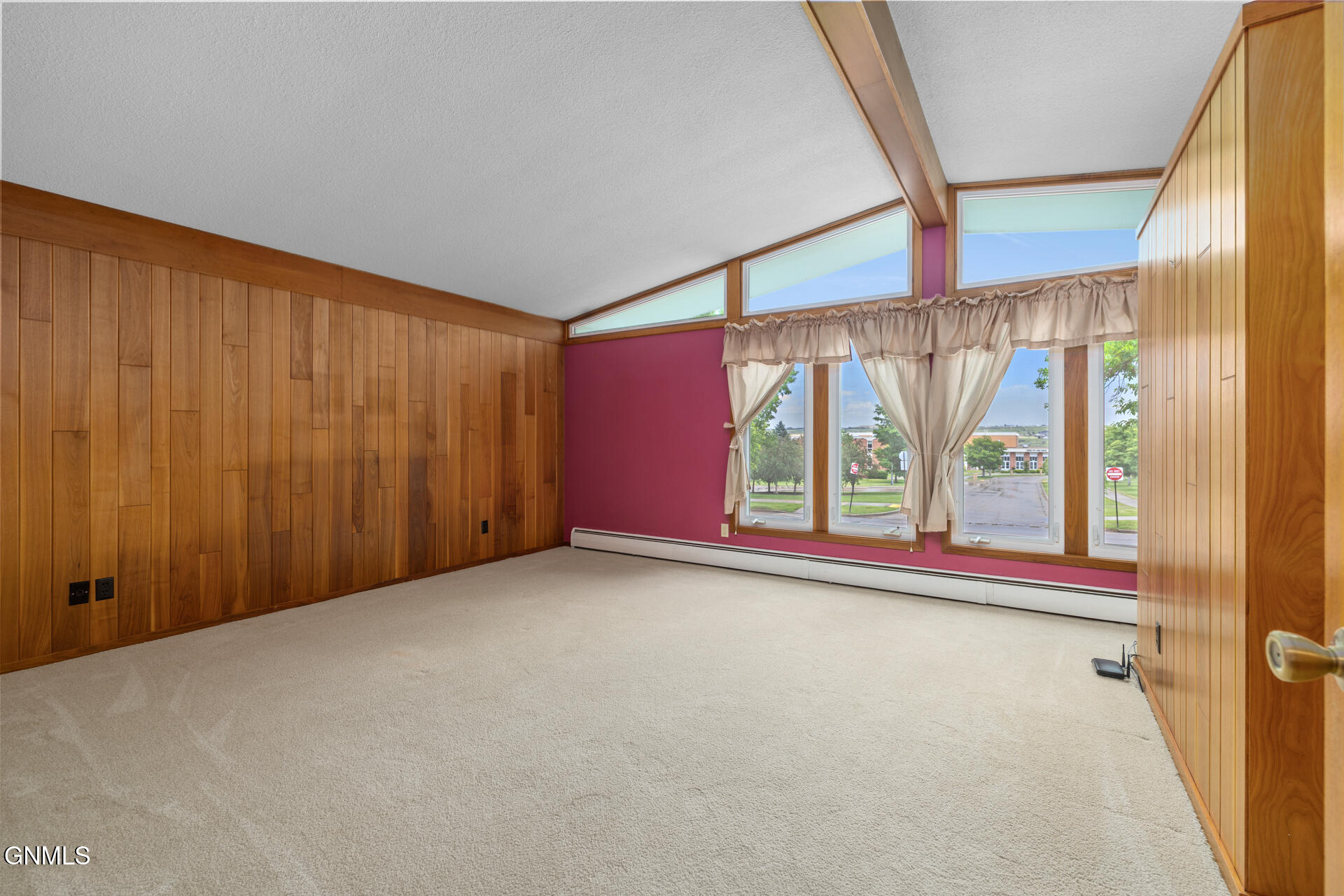 property viewer photo 34