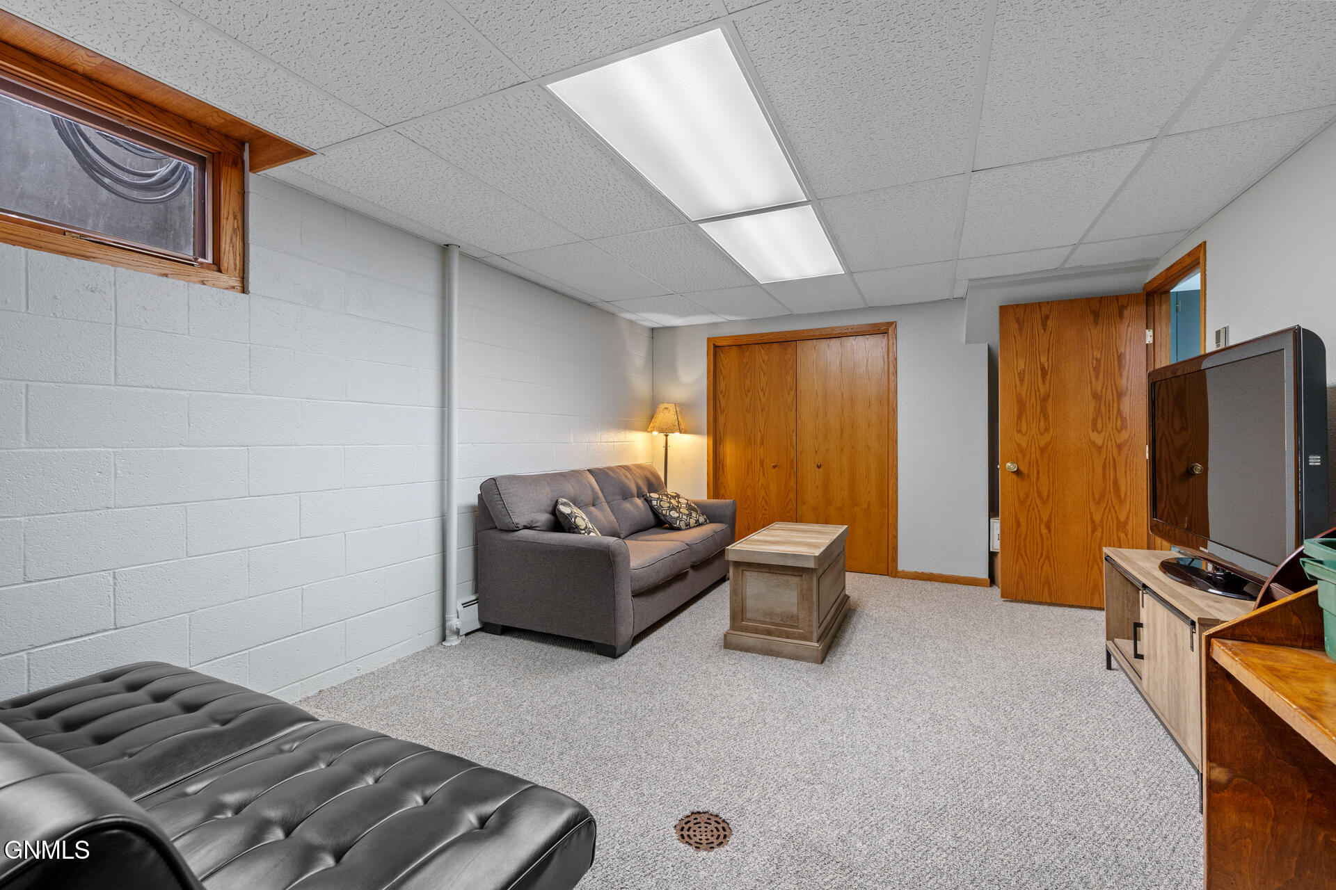 property viewer photo 43