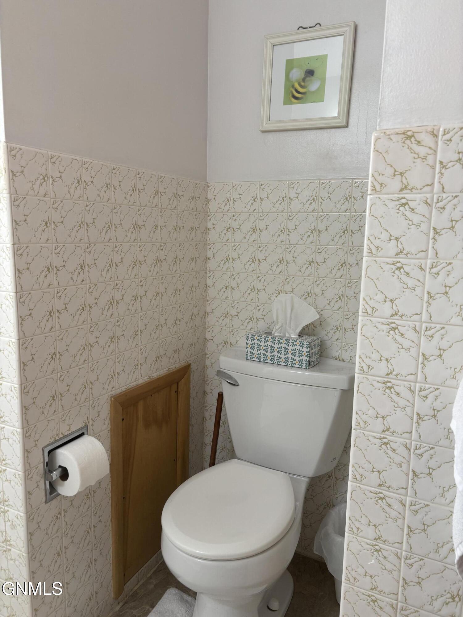 property viewer photo 12