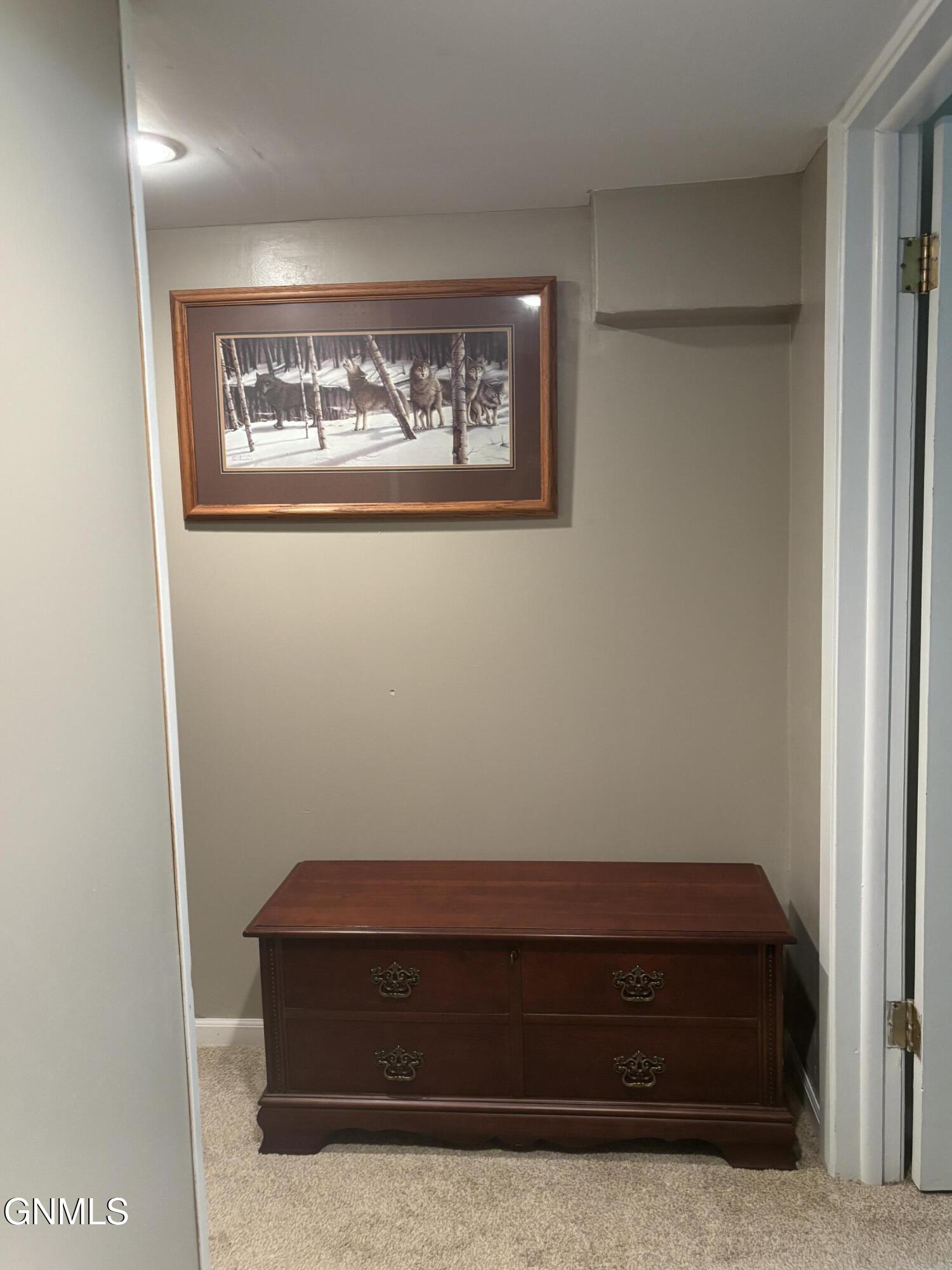 property viewer photo 13