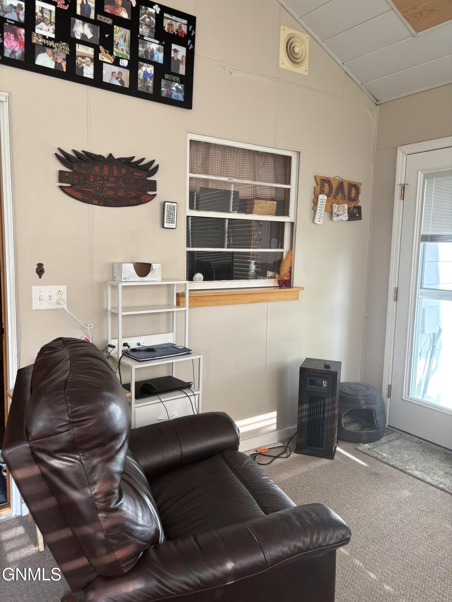 property viewer photo 24