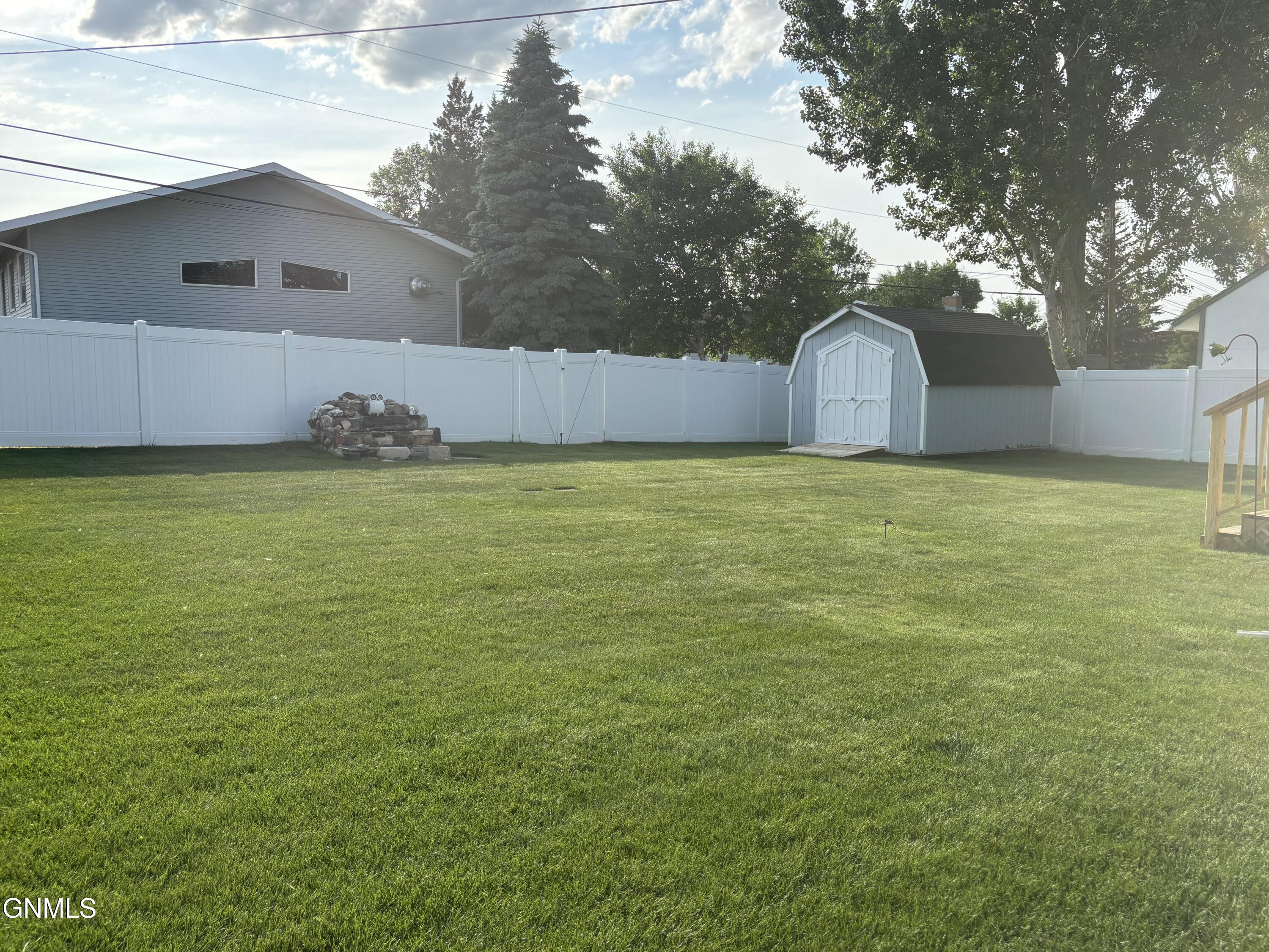 property viewer photo 27