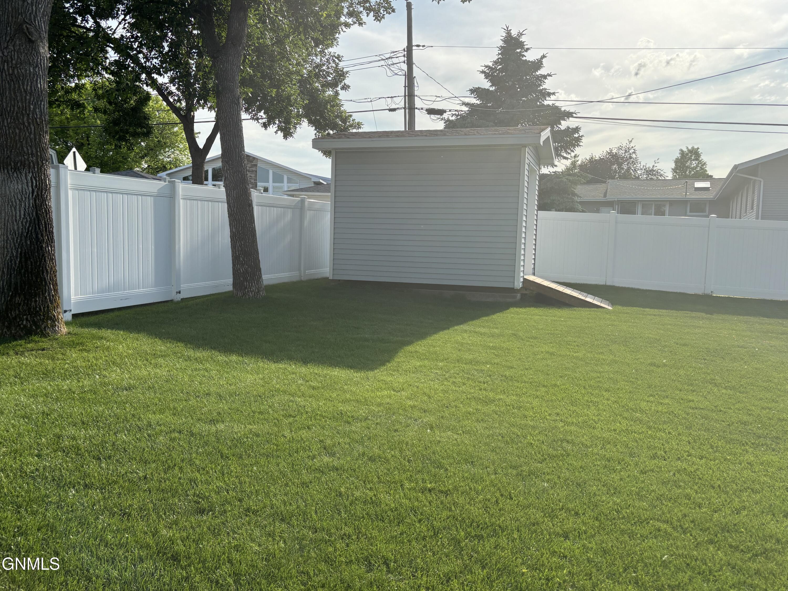 property viewer photo 29