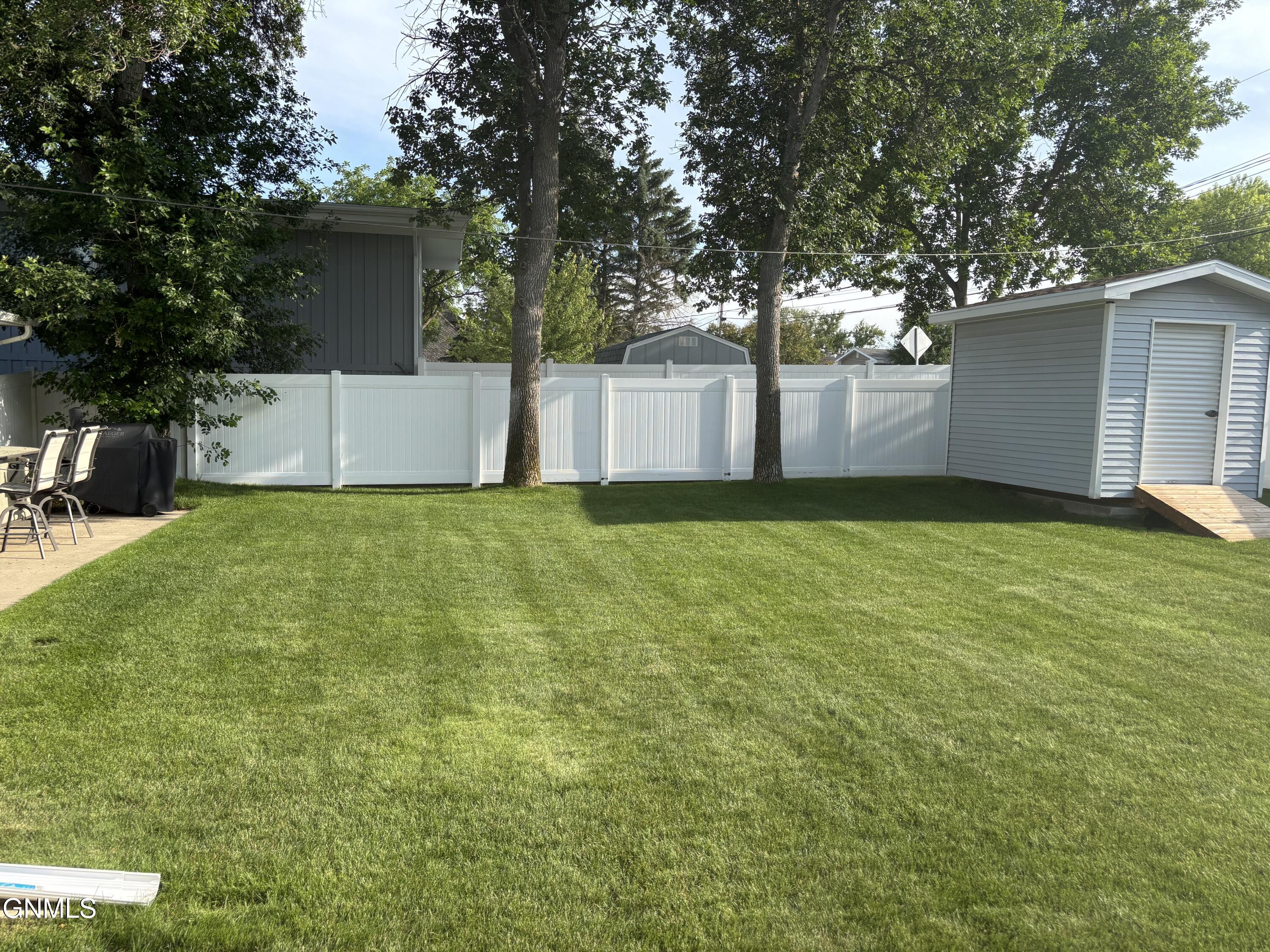 property viewer photo 31