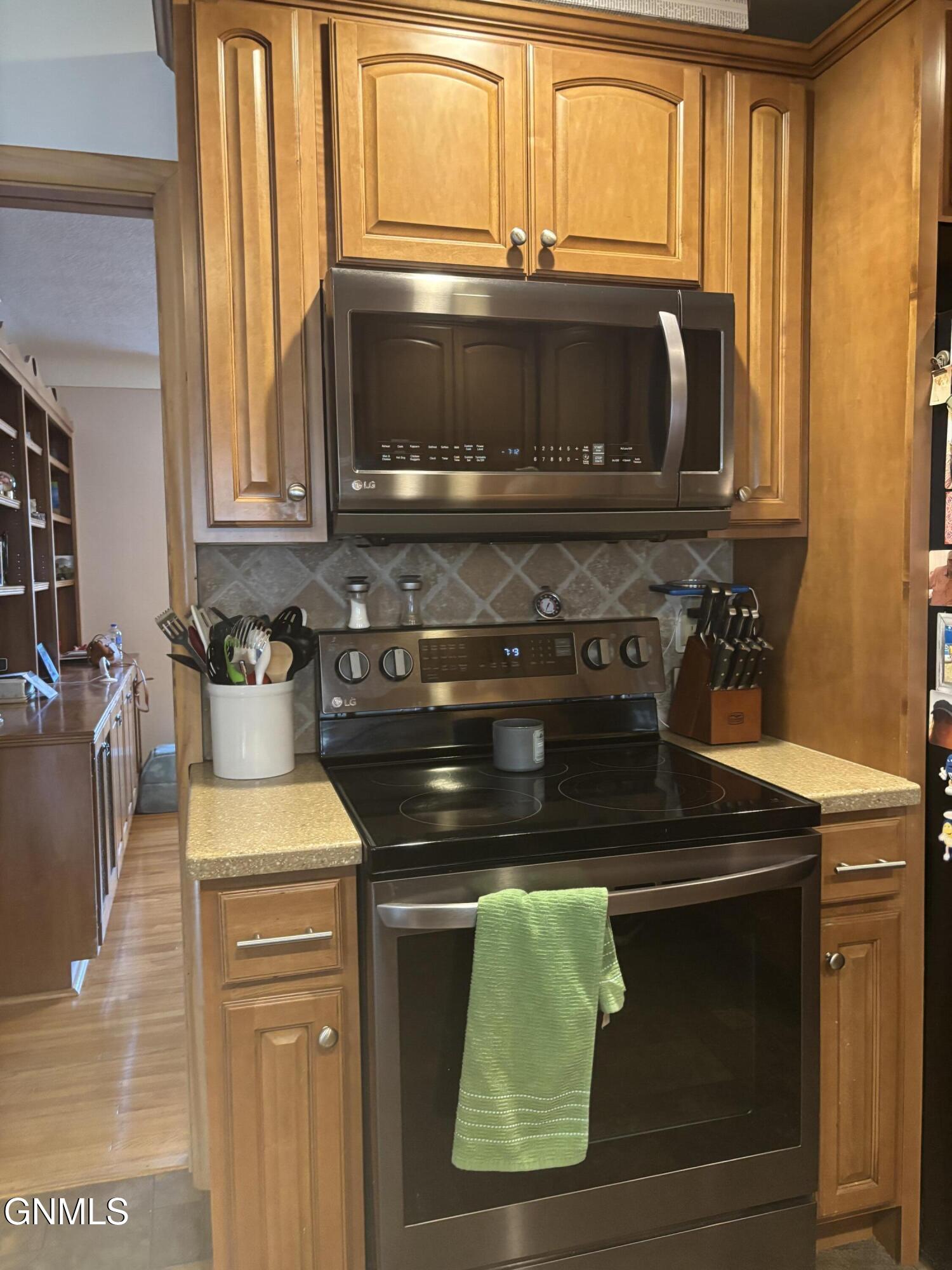 property viewer photo 6