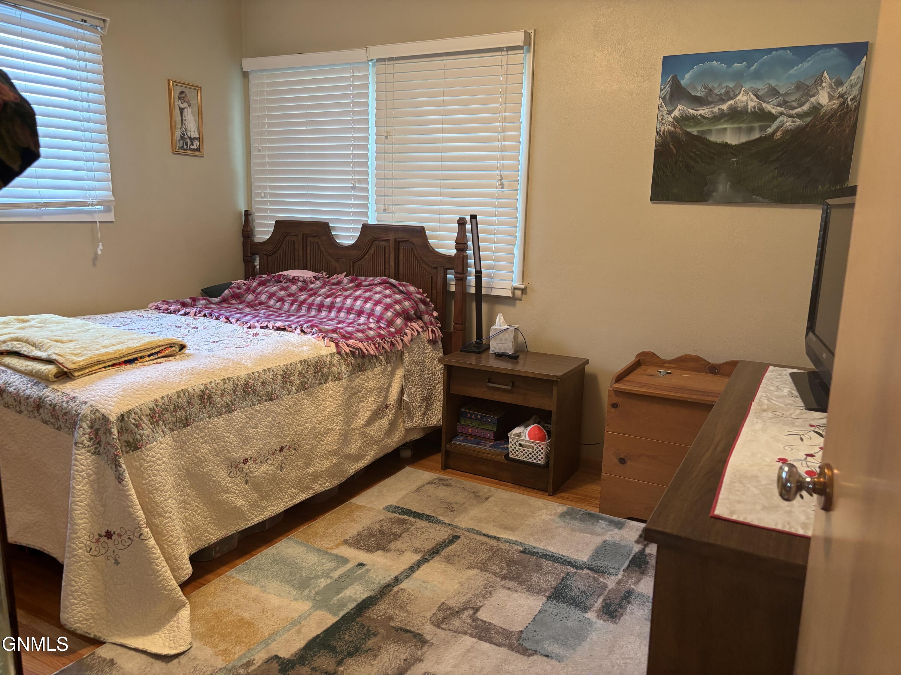 property viewer photo 8