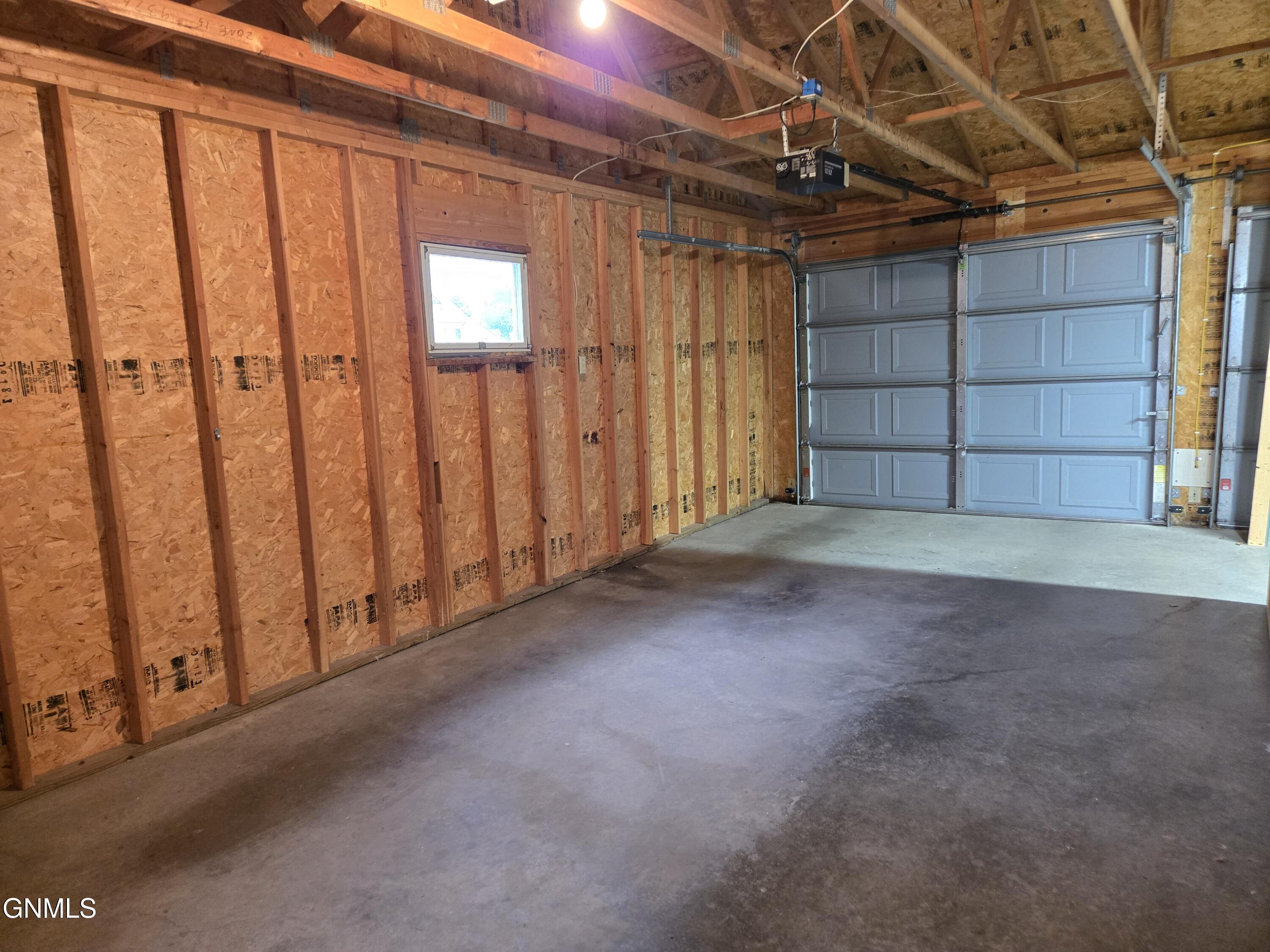 property viewer photo 31