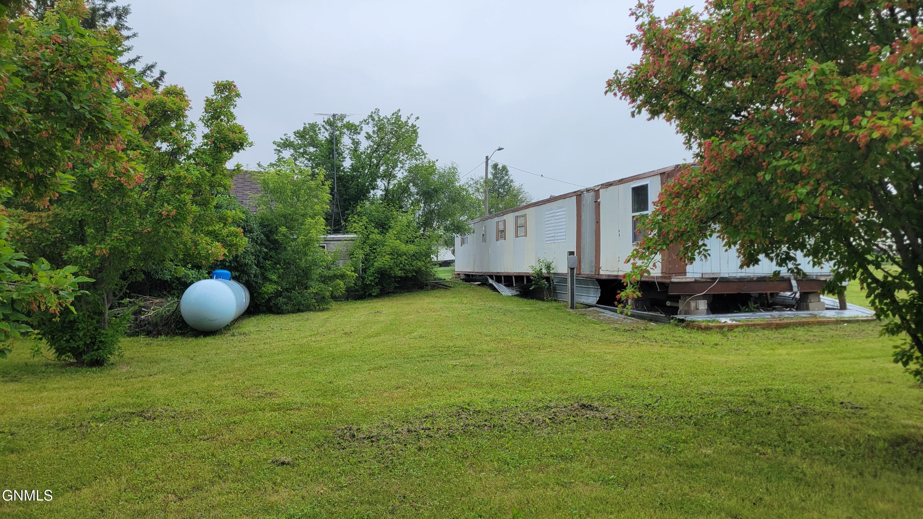 property viewer photo 3