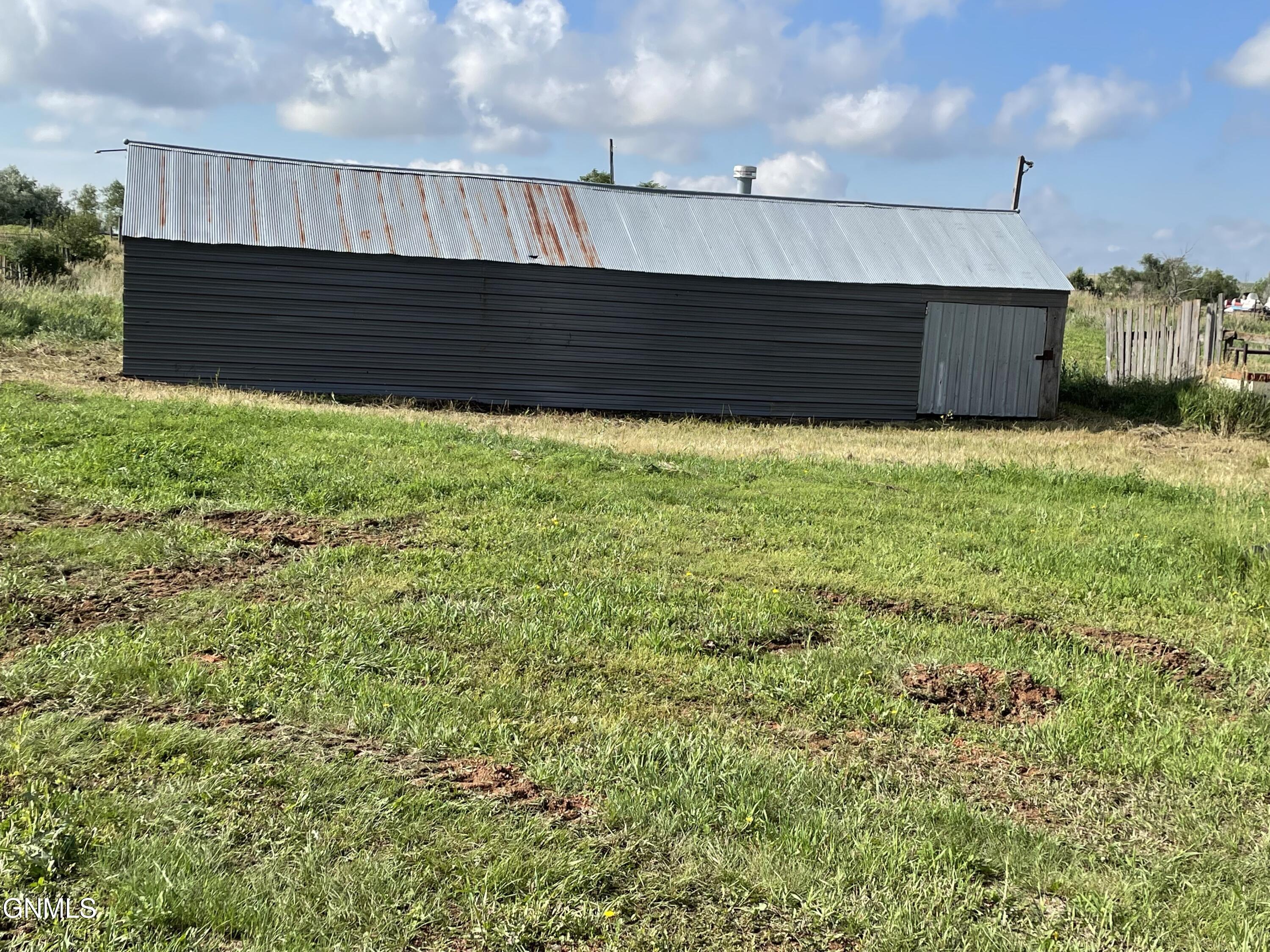 main property photo 34