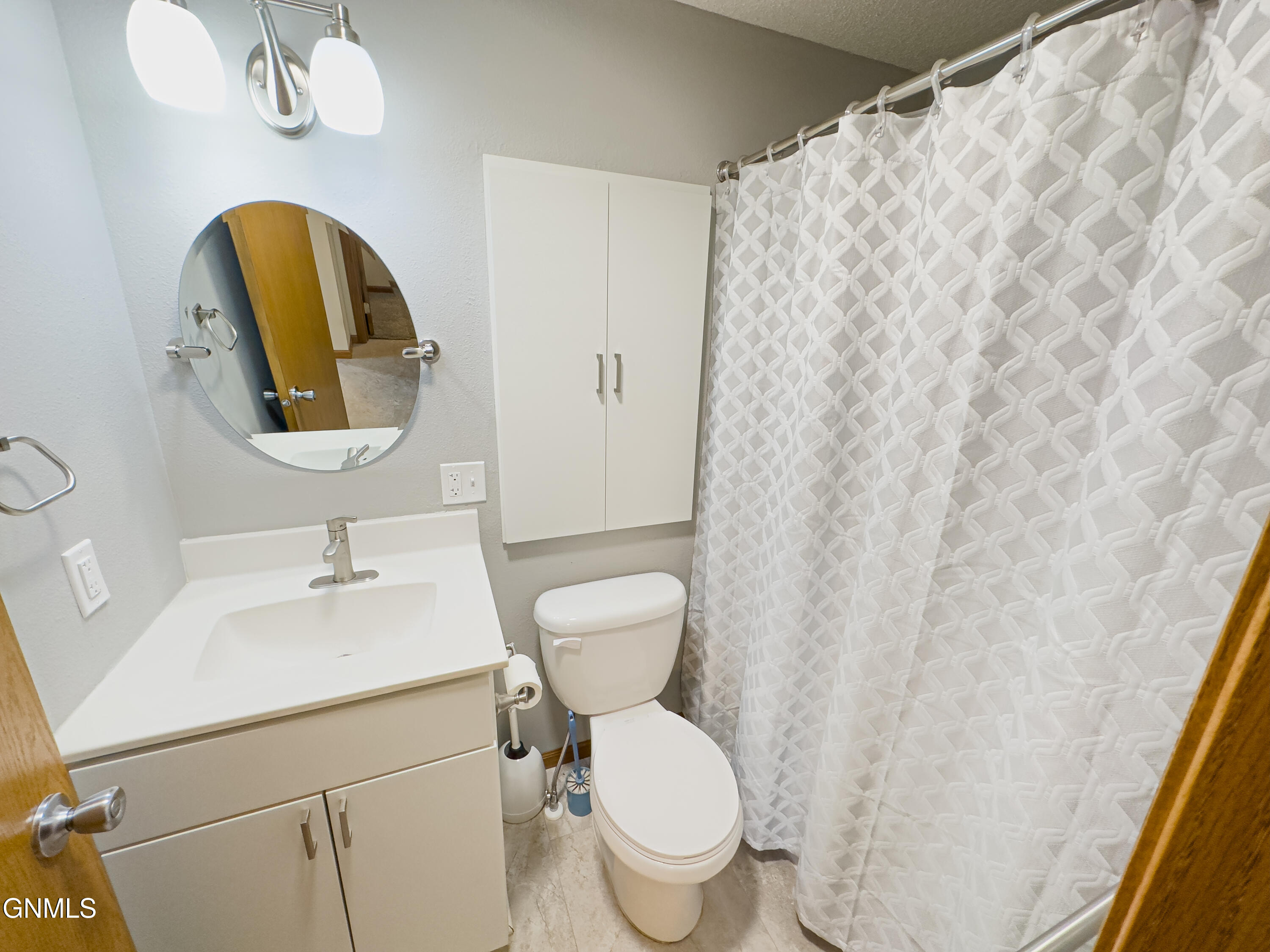 property viewer photo 23