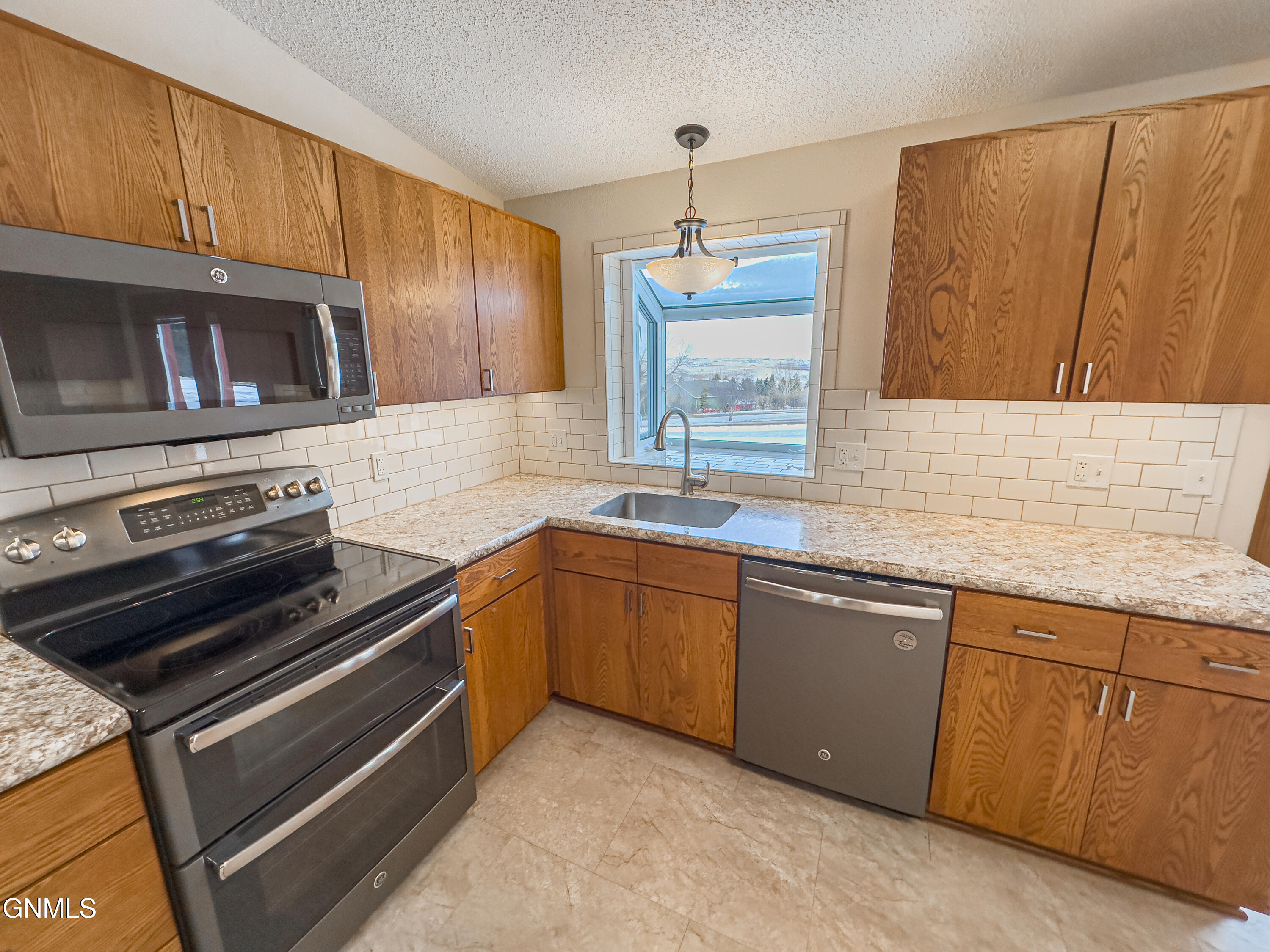 property viewer photo 29
